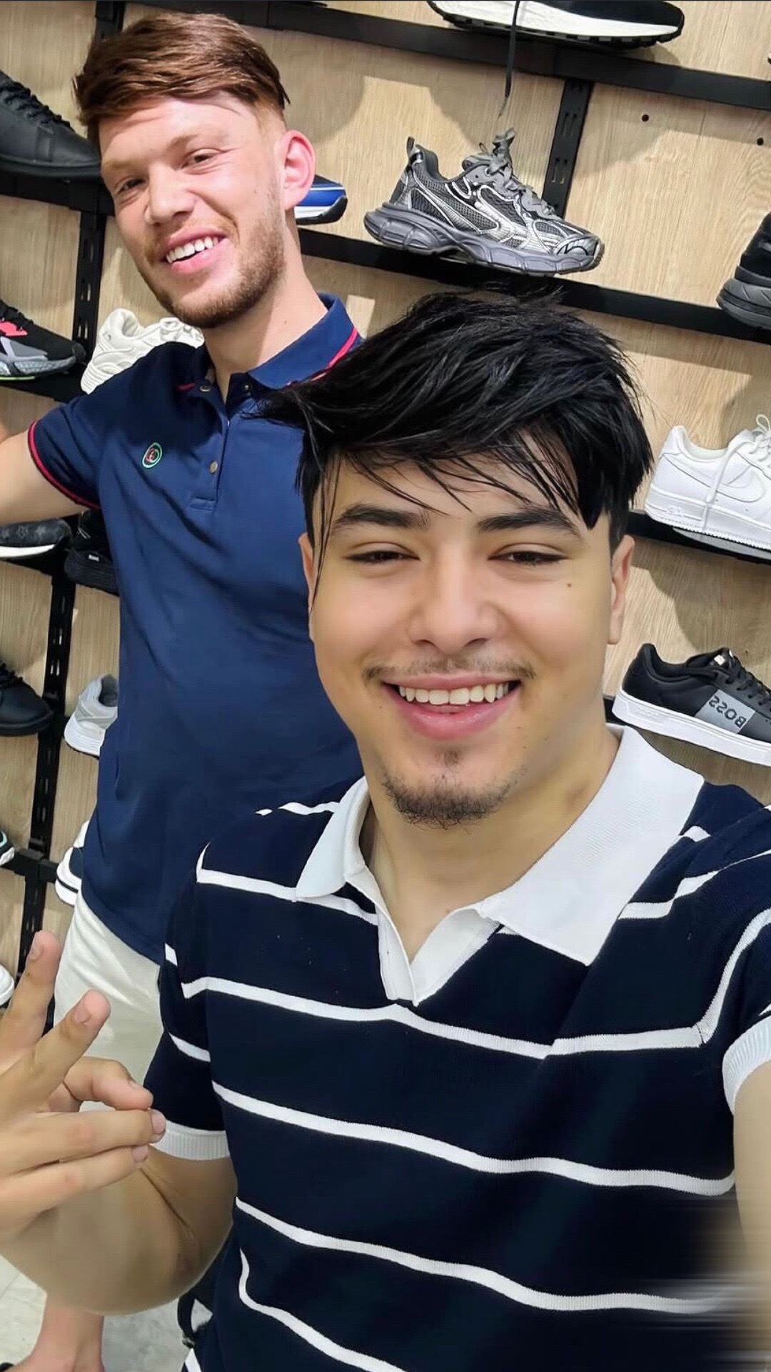 @😍العنابي_23🍯