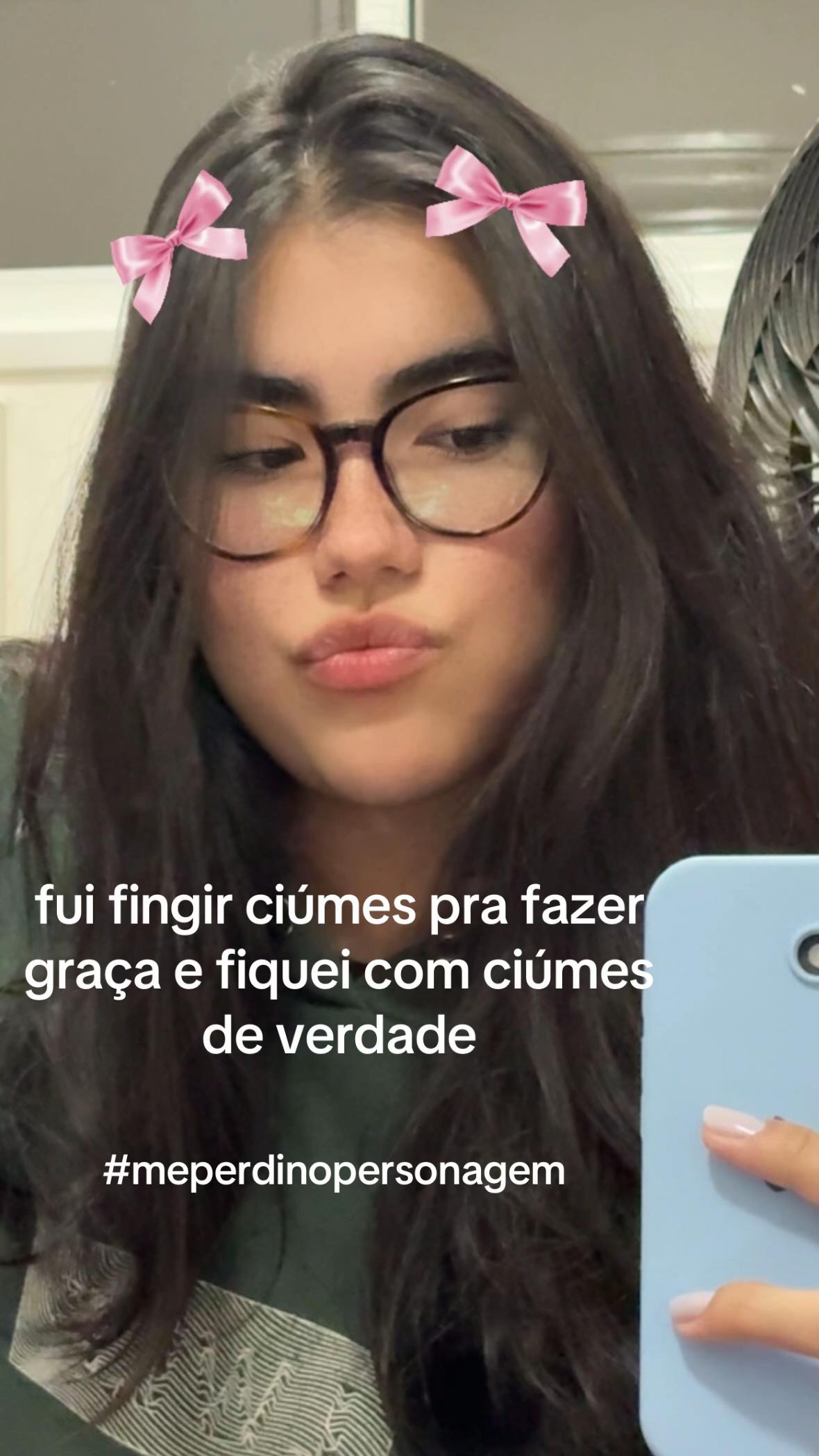 @L&iacute;via