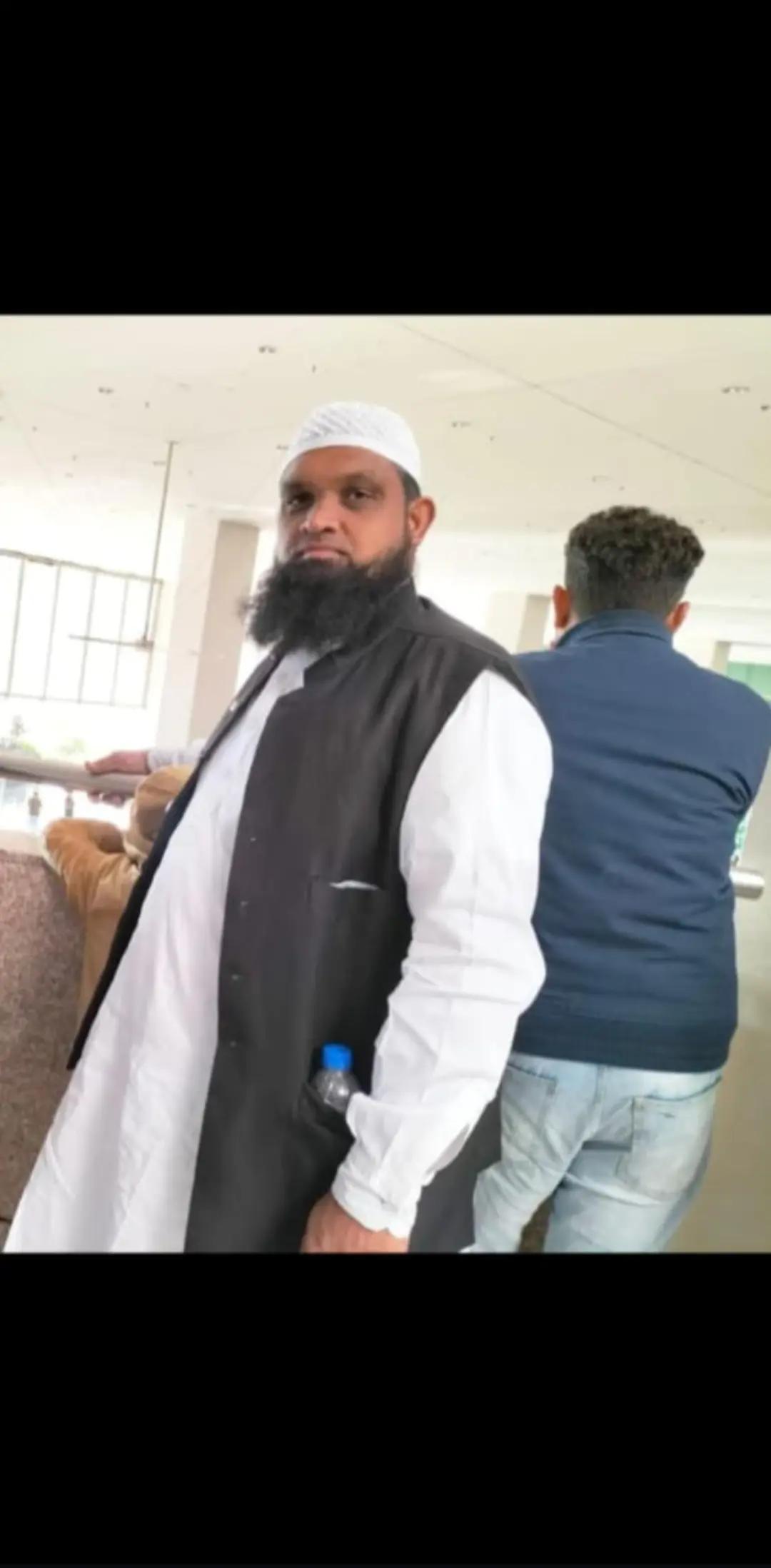 @منىب غورى بھکر والا