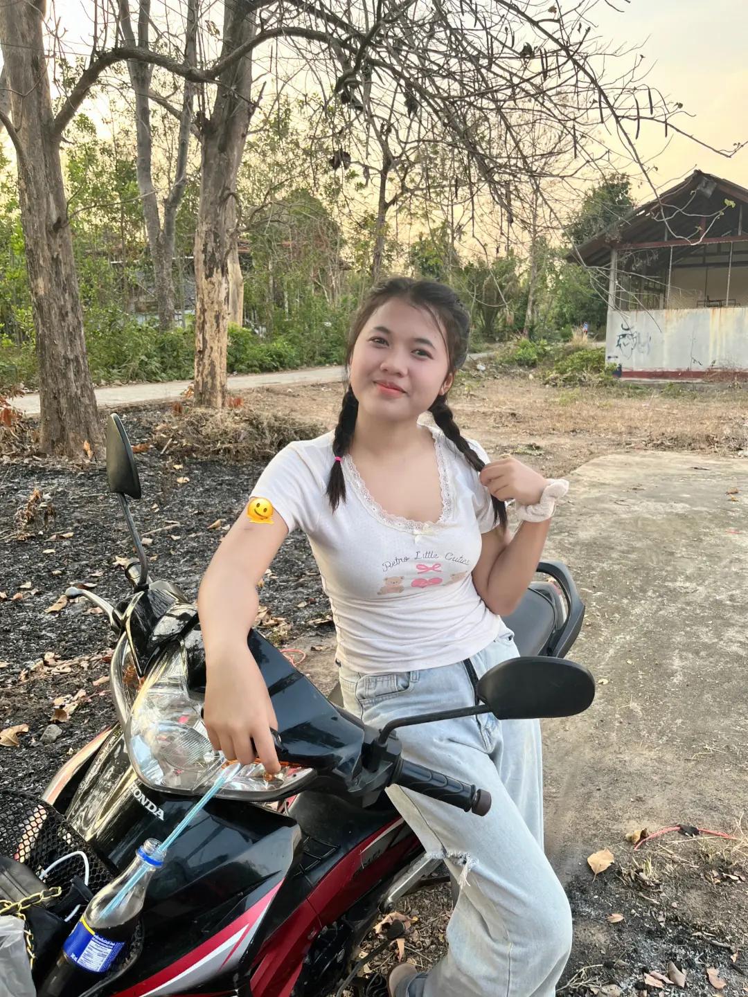@จูซี่.