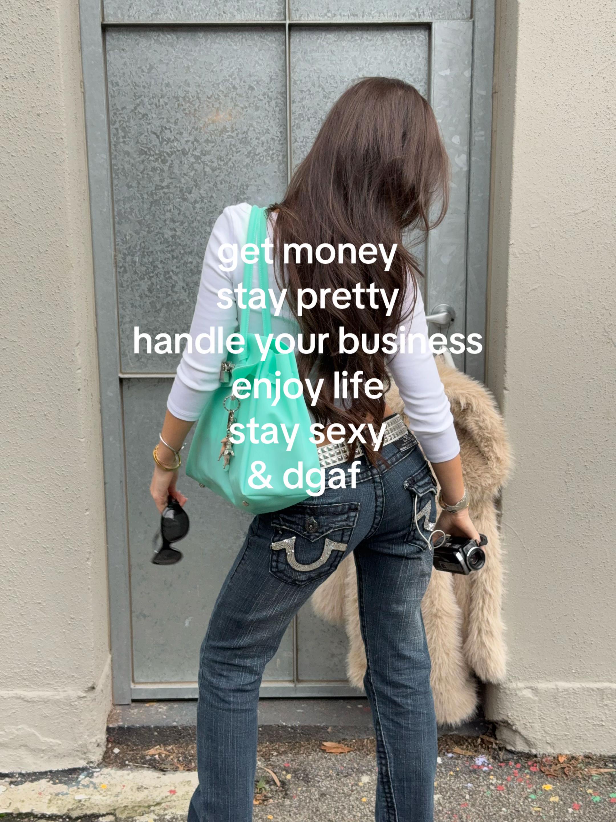@mia anastasia ౨ৎ