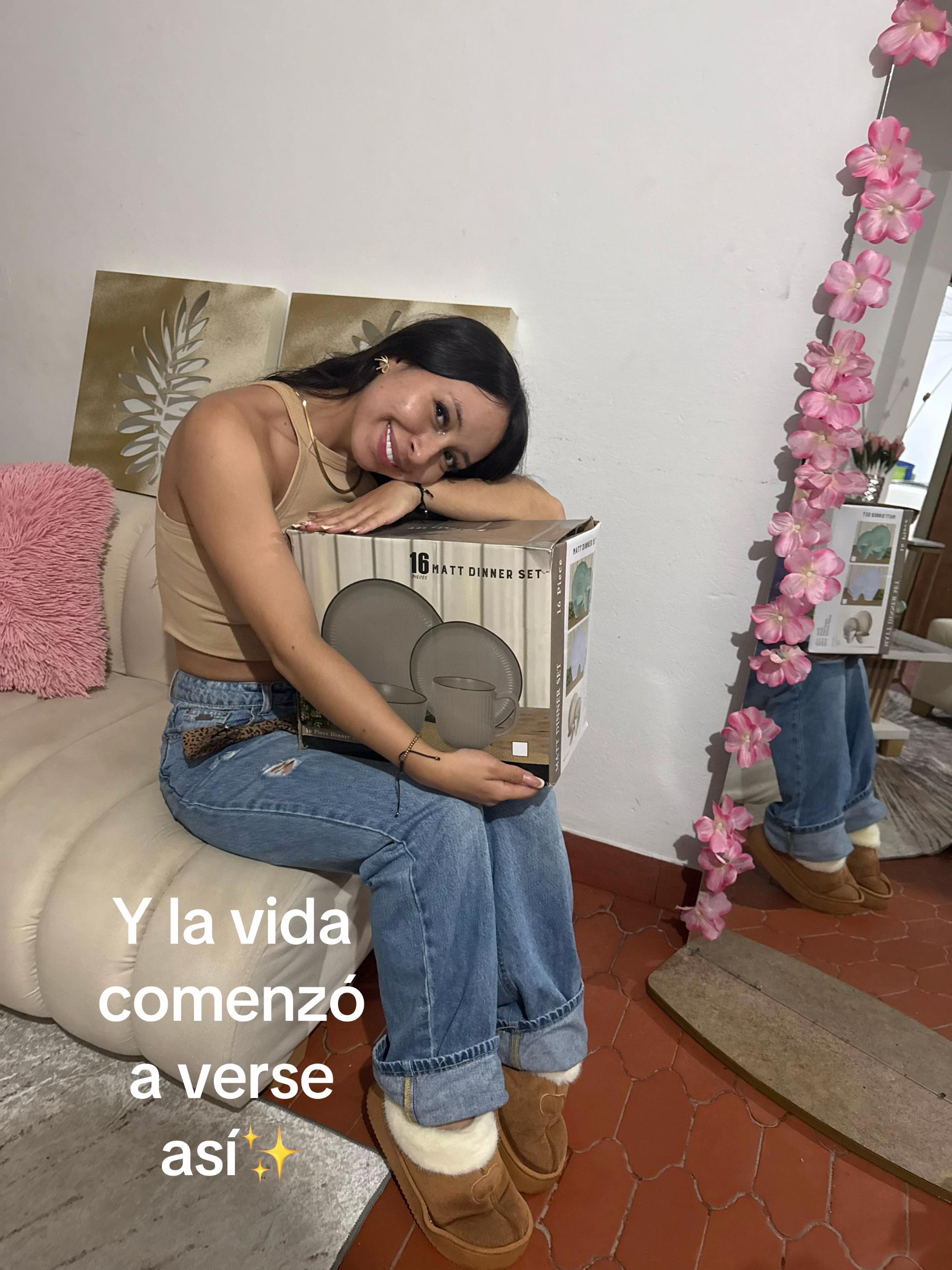 @mishelriveross