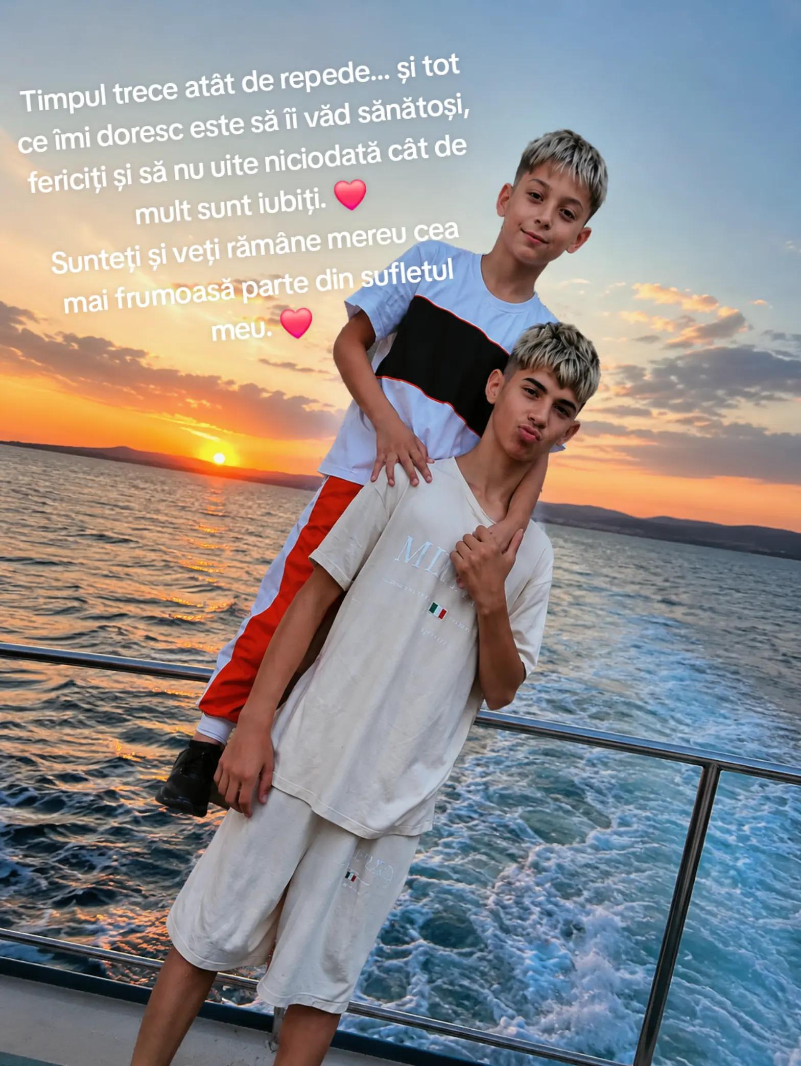 @Aura&Roby🥰🥰