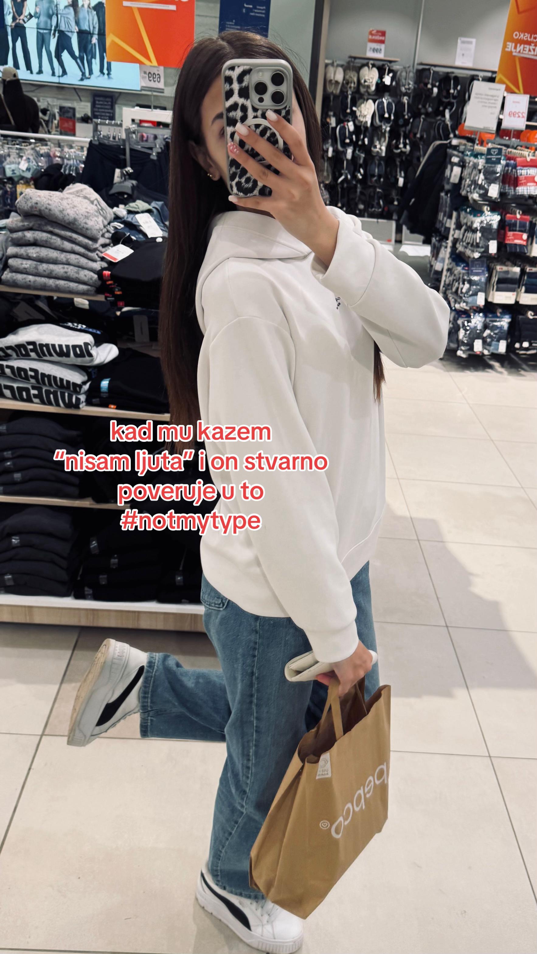 @eelleena