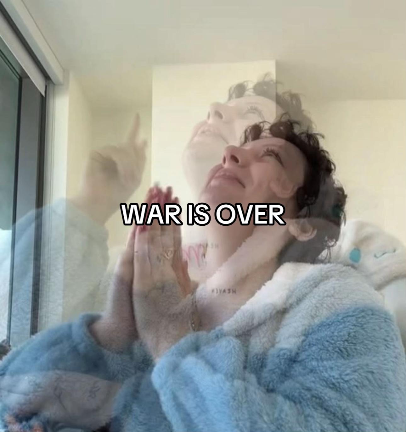 @María