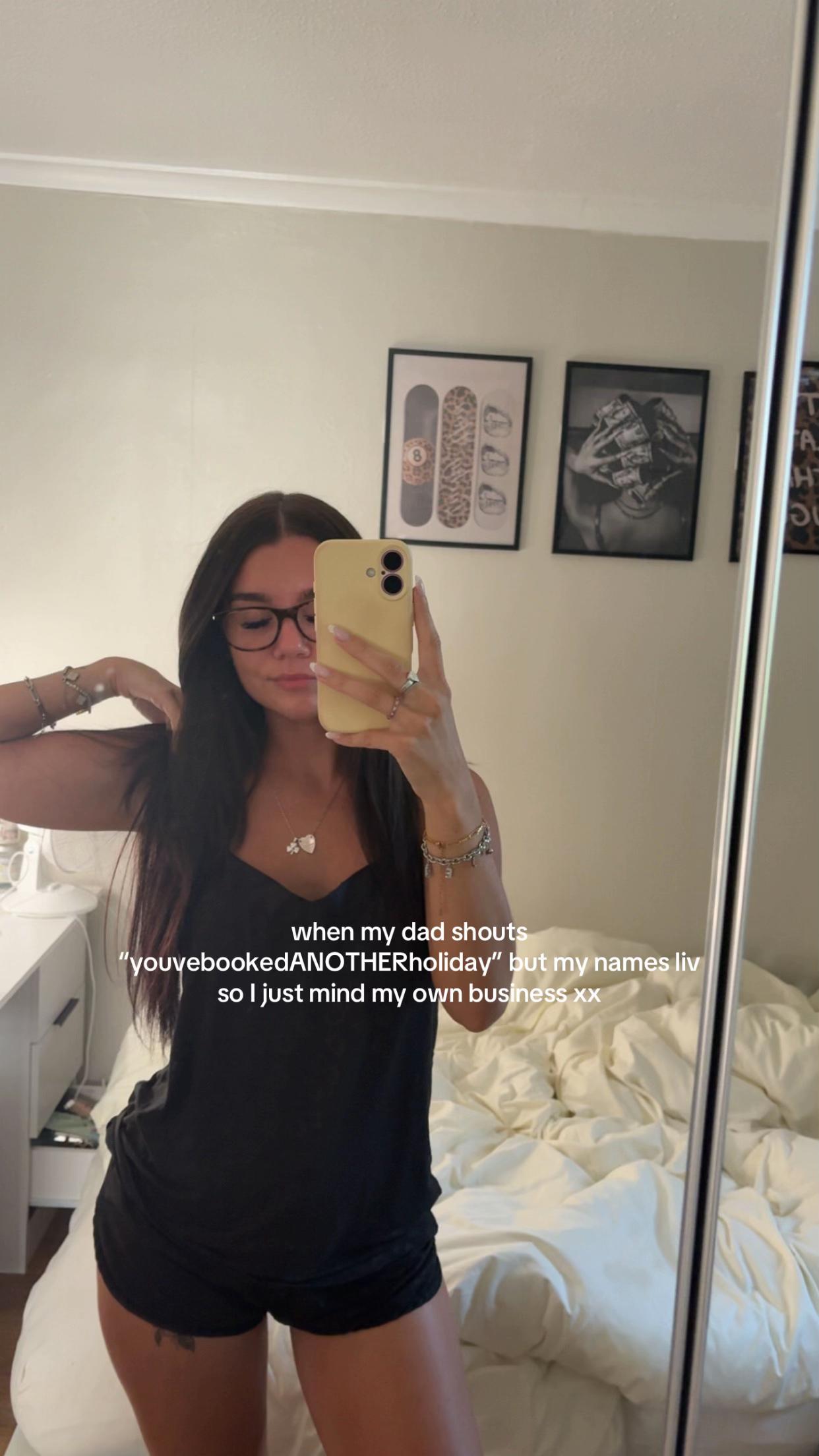 @LIV M✨