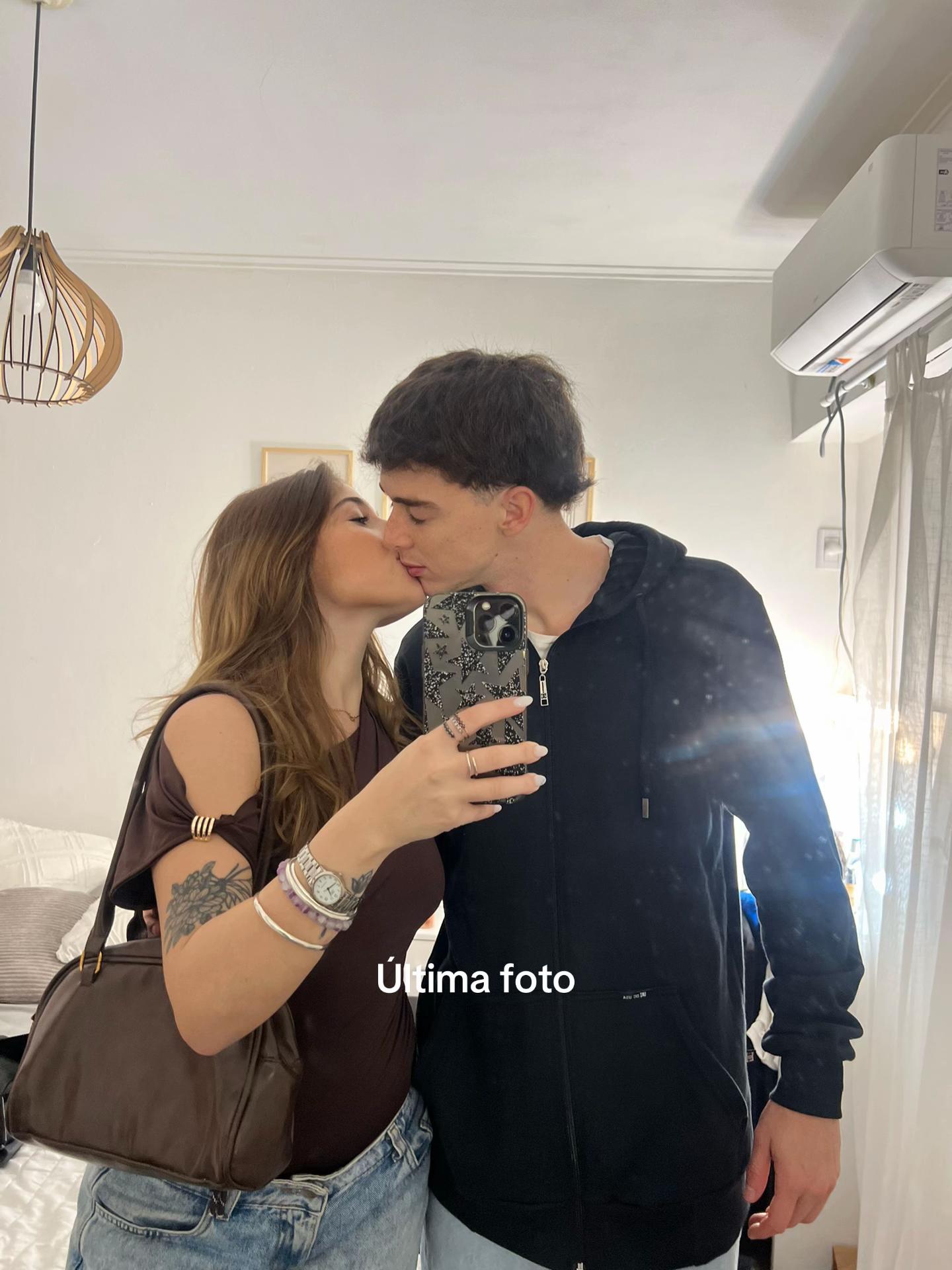 @Caro_zamiii🖤🖤