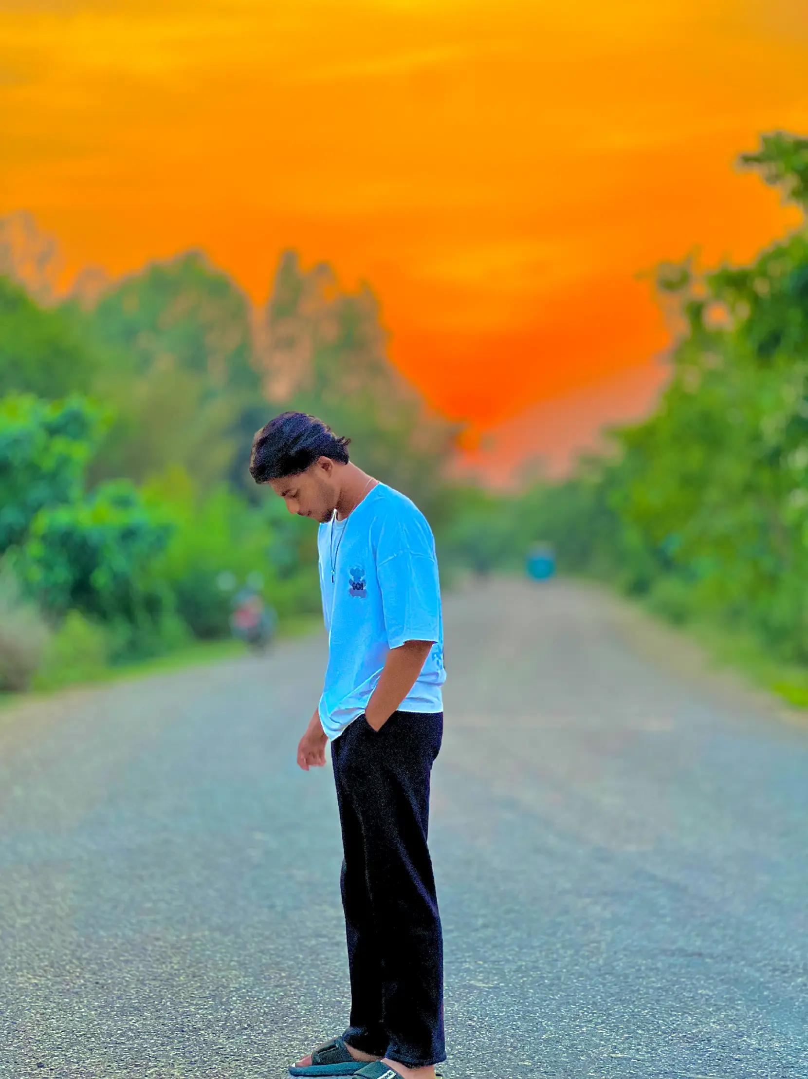 @𝐔𝐫 𝐌𝐔𝐊𝐄𝐒𝐇 🐇