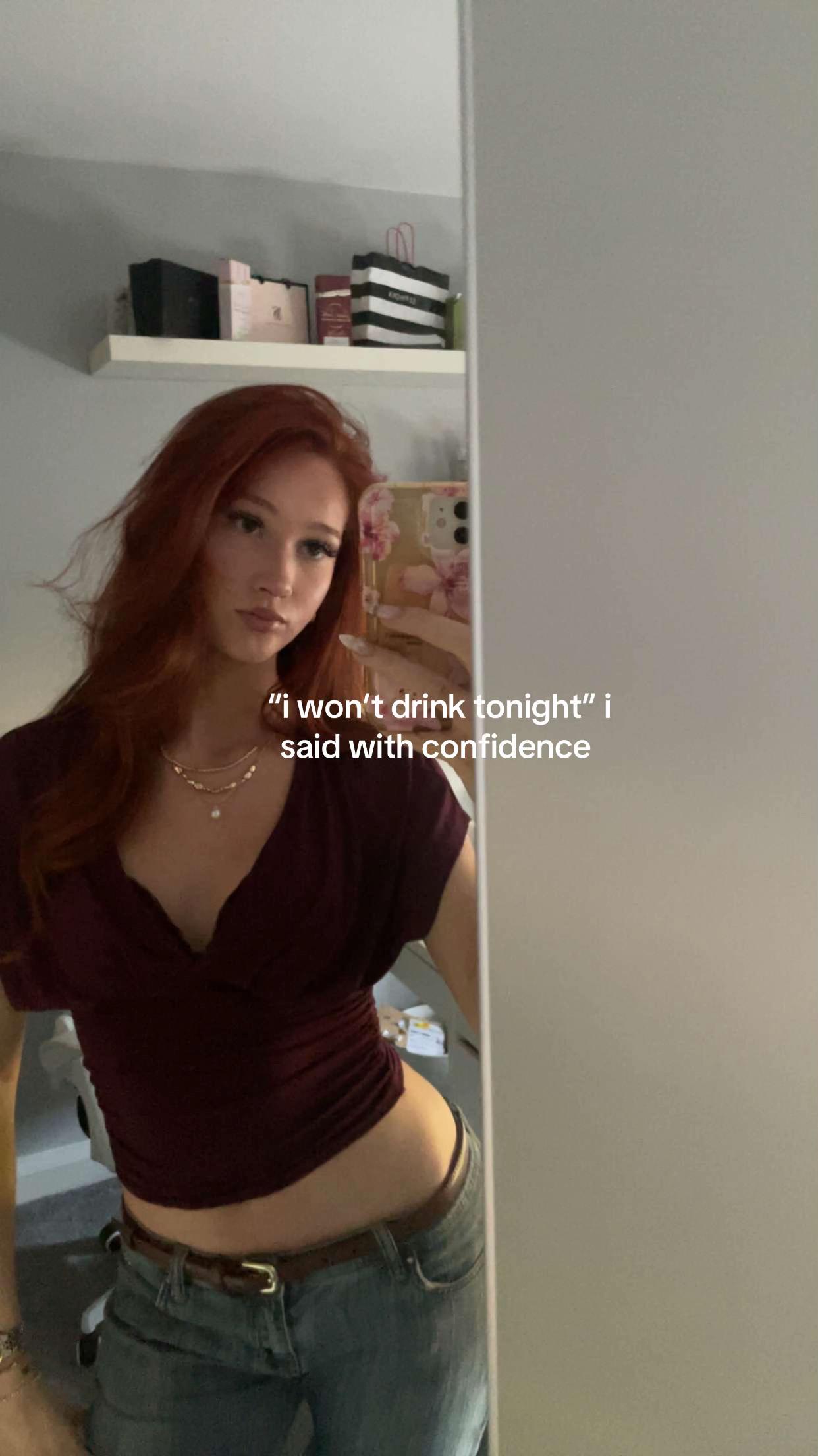 @𝐟𝐥𝐨🎱🍸