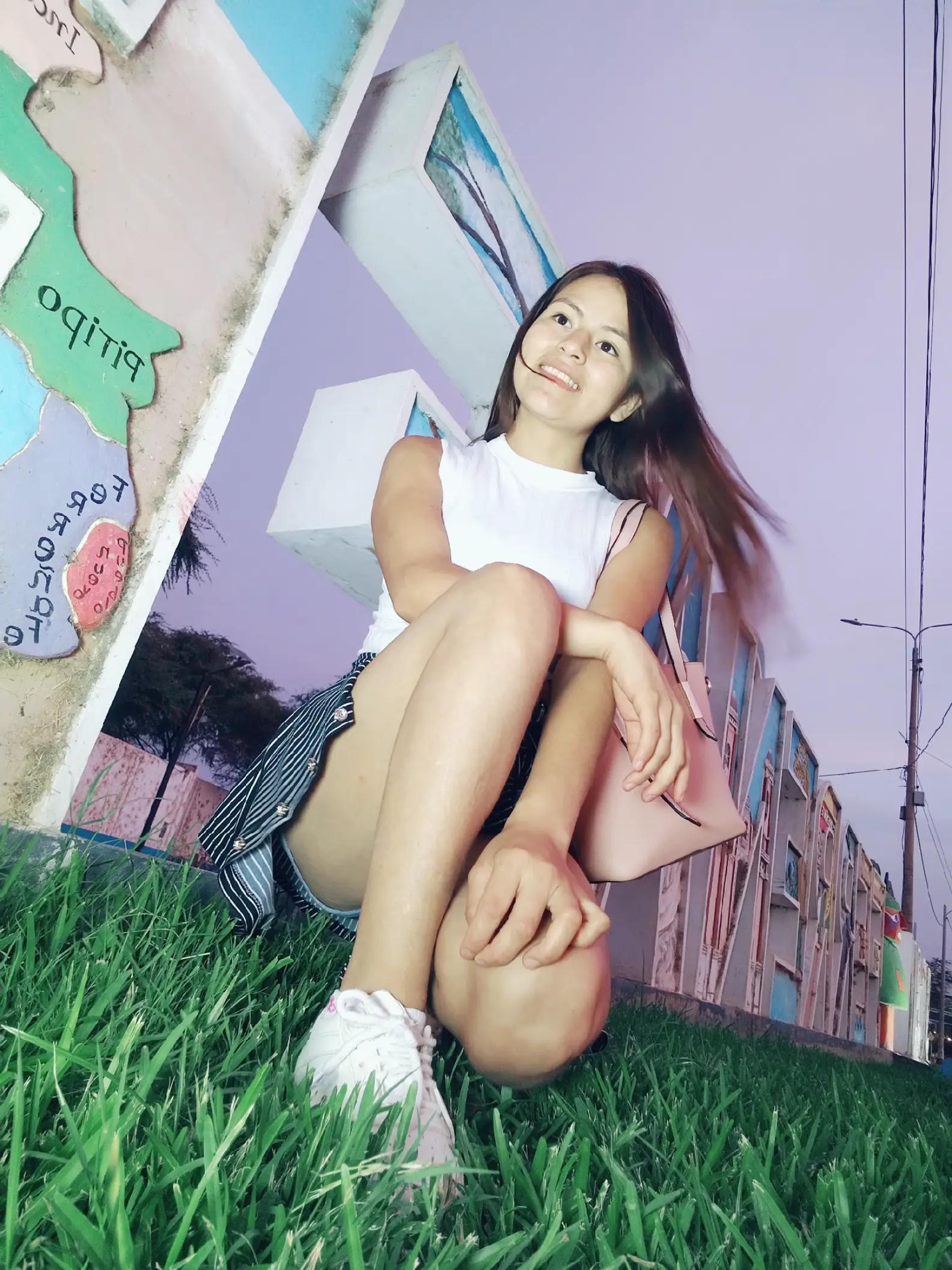 @Luna.