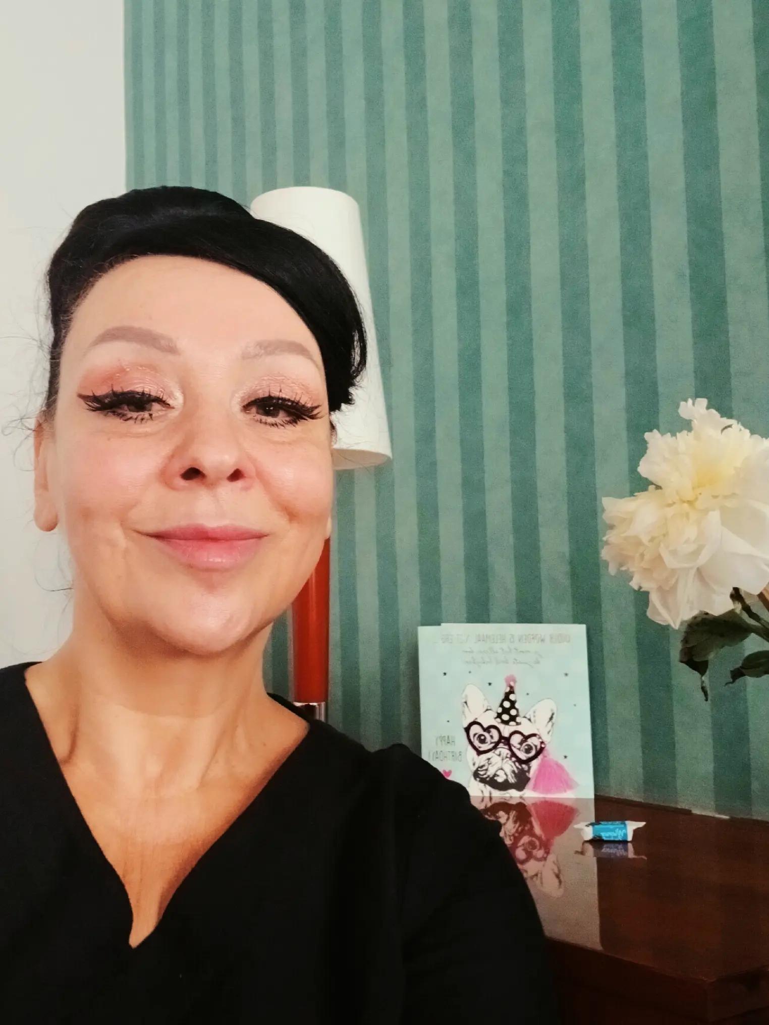 @Олена Романовська