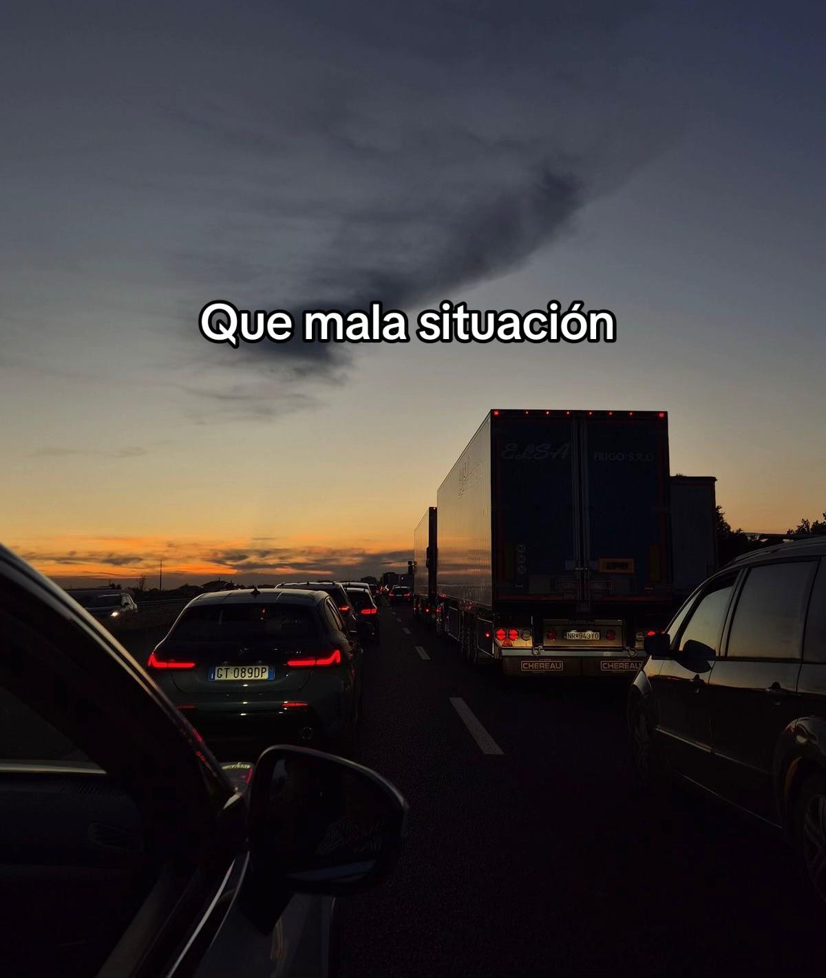 @historiass_zazuu