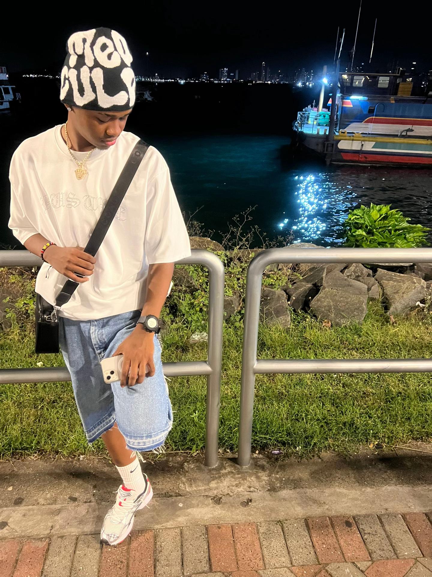 @EL YOUNGKING👑