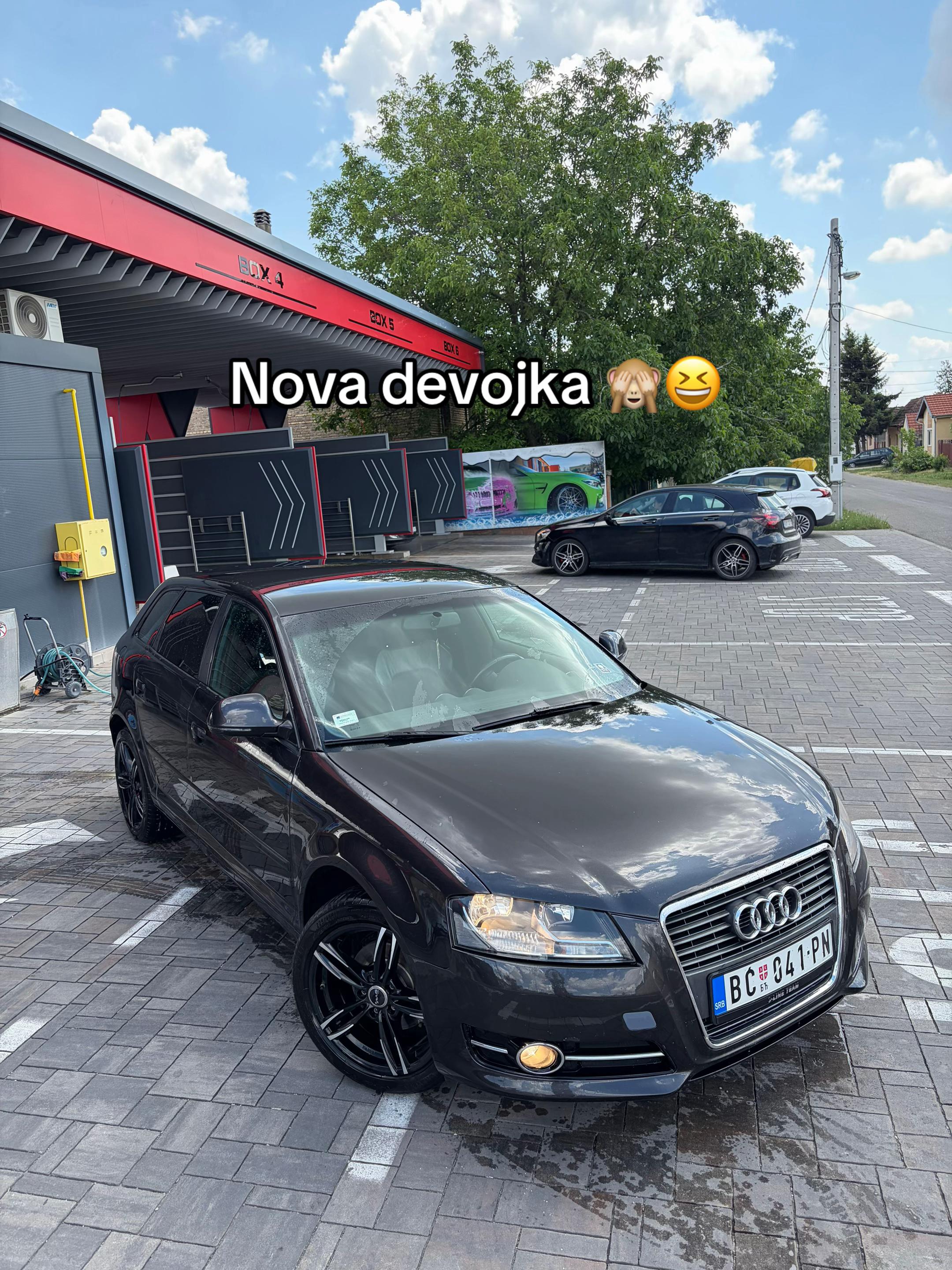@grayaudia3