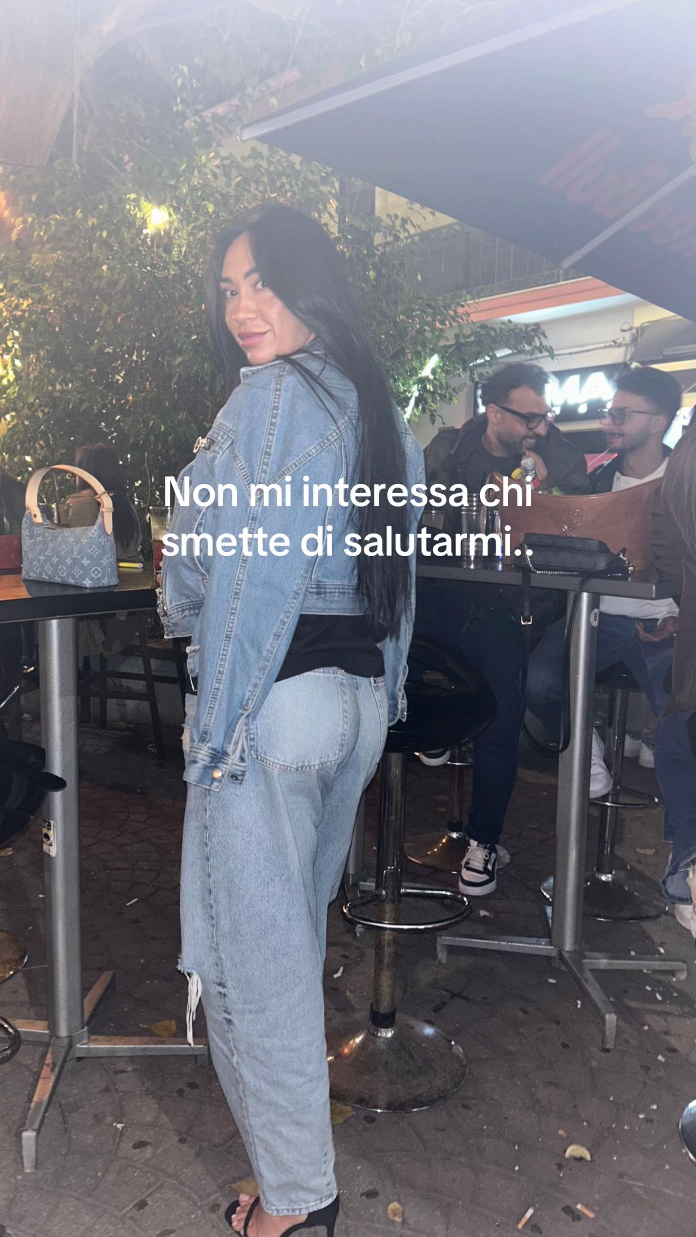 @🦋Nicoleta 🇷🇴