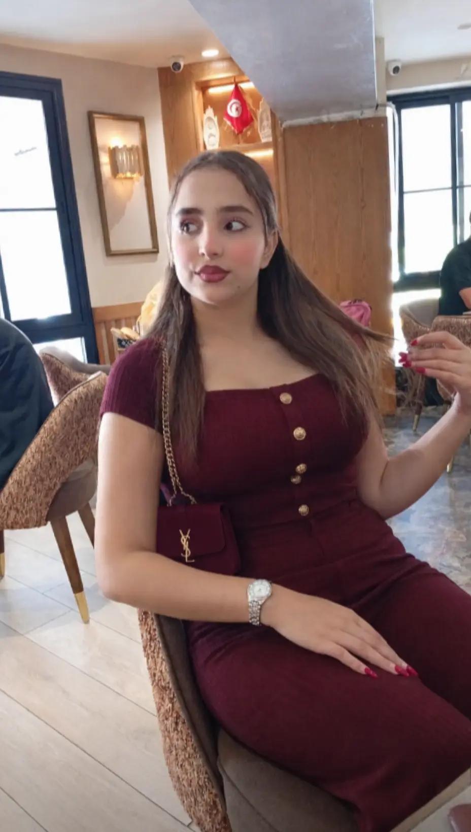 @yesmina