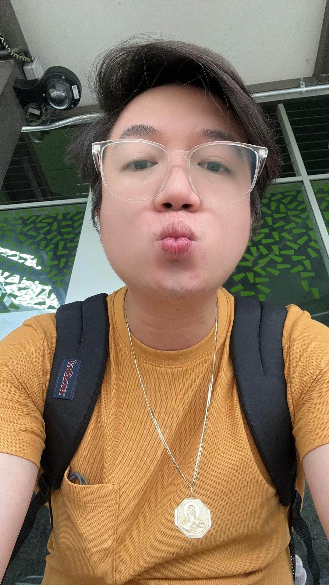 @Nurse Elot 🧑🏼&zwj;⚕️🇸🇬