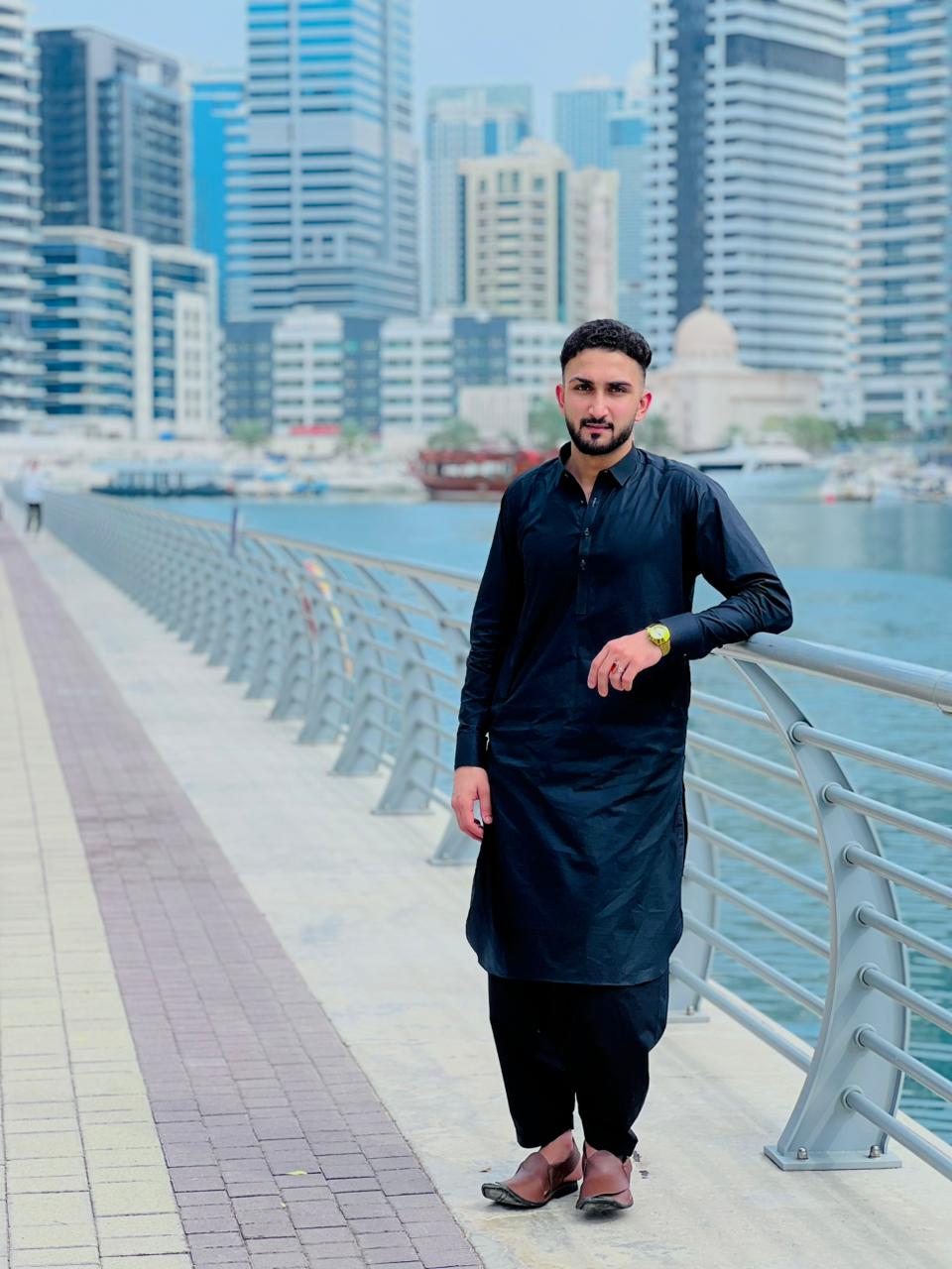 @⚔️.. SHAKEEL ⚔️..🔥