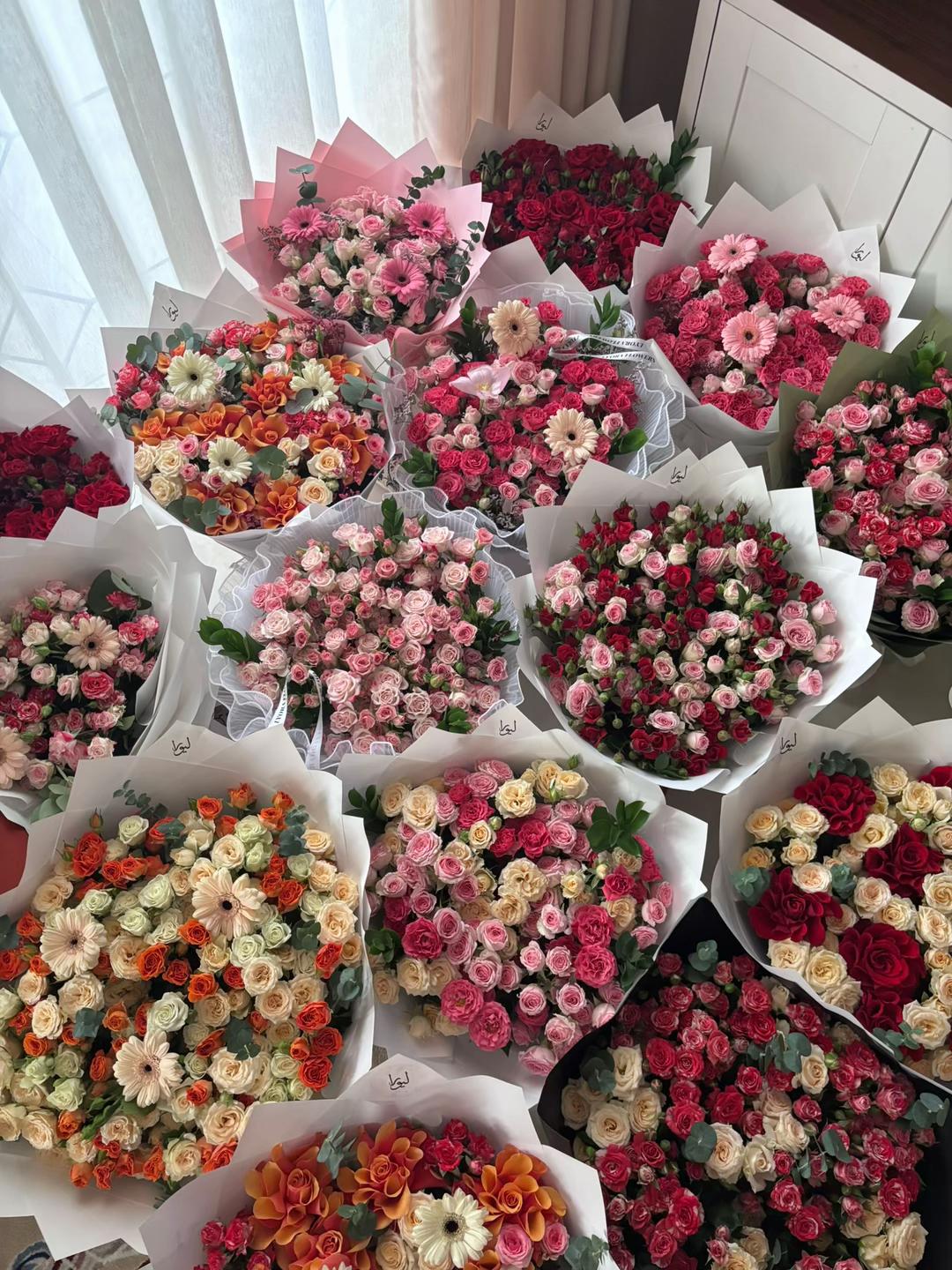 @LYORA FLOWERS | ليورا
