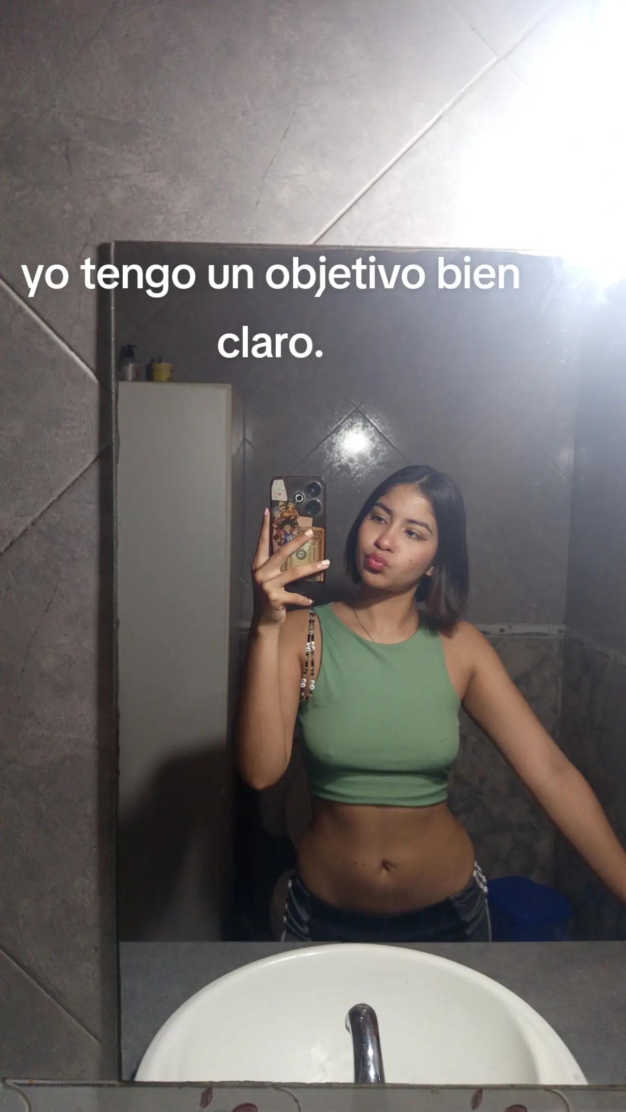 @Leychu02