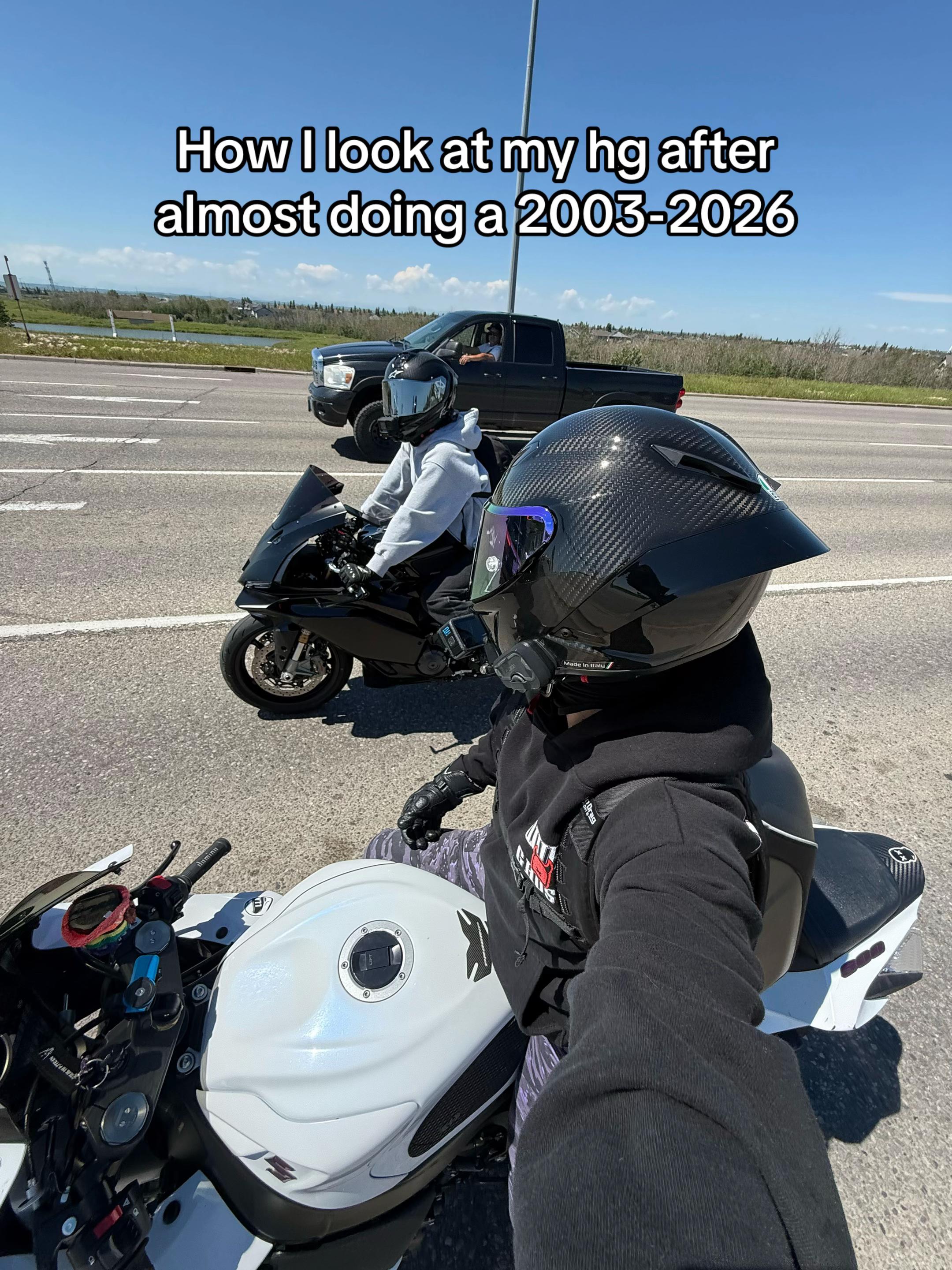 @Ultravioletmoto