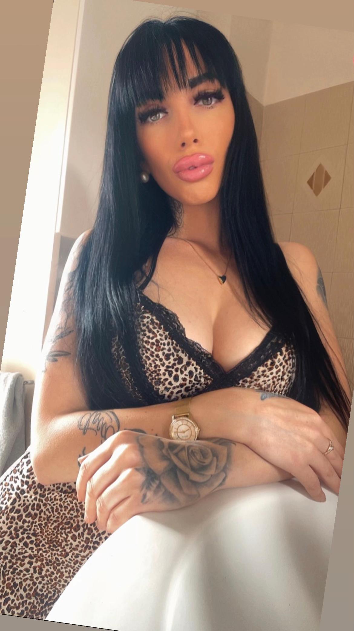 @la_pupa_mora_tatuata
