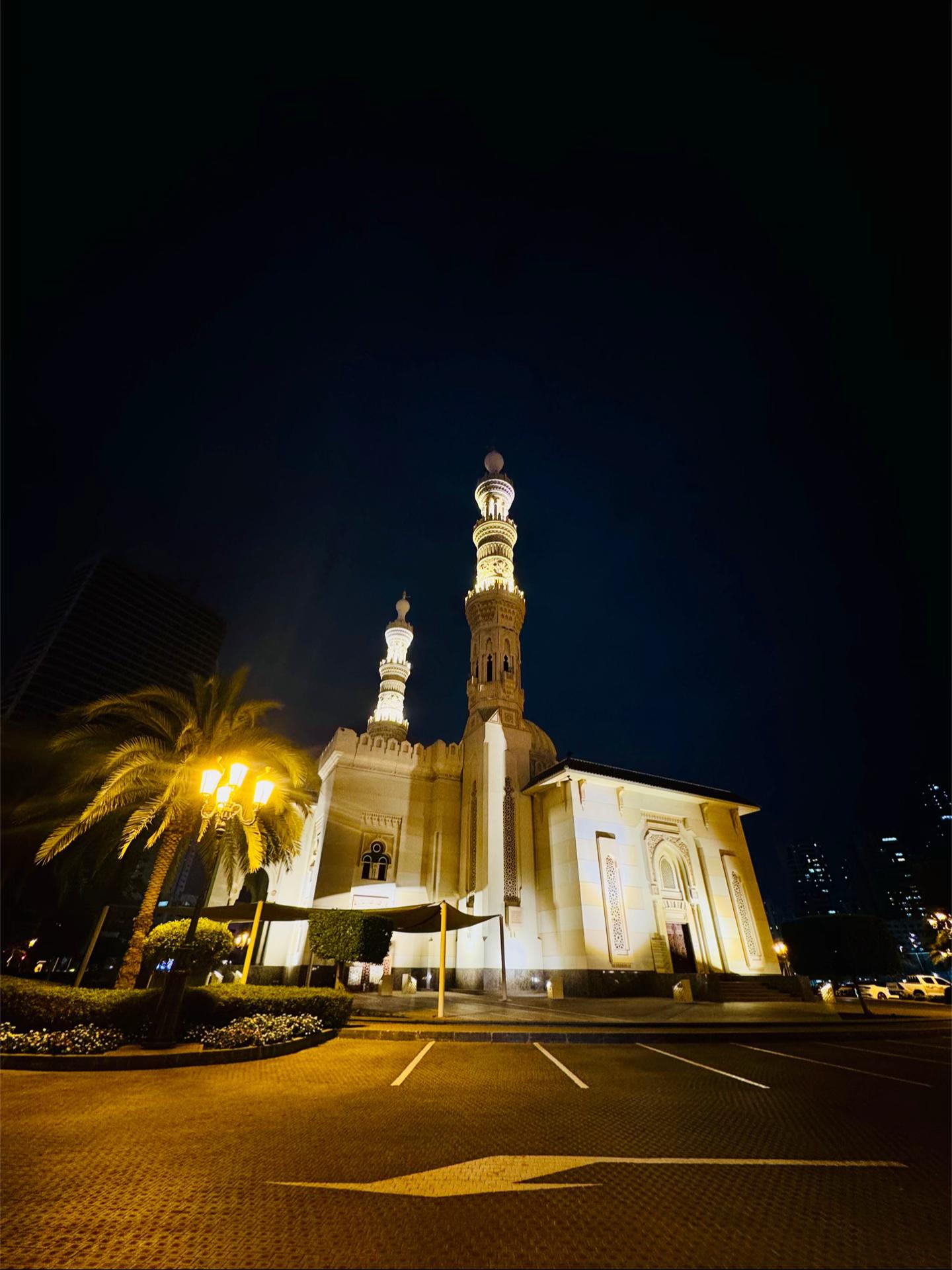 @🇦🇪محمدرشاد 👅👀