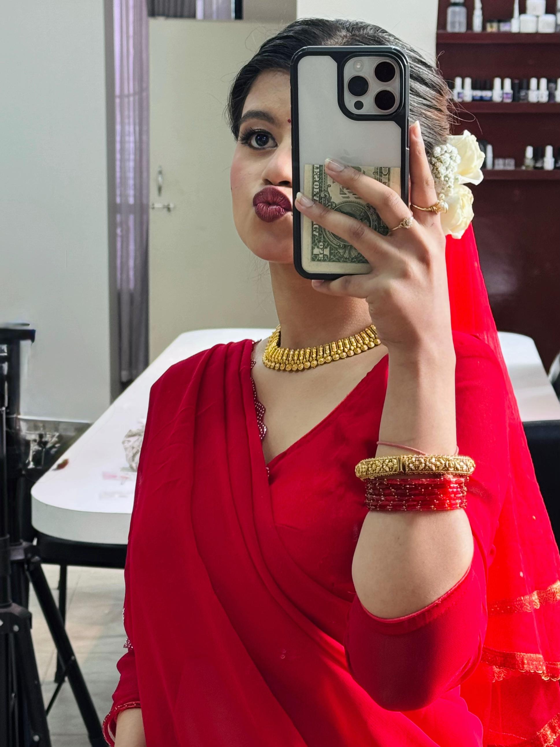 @divyaa