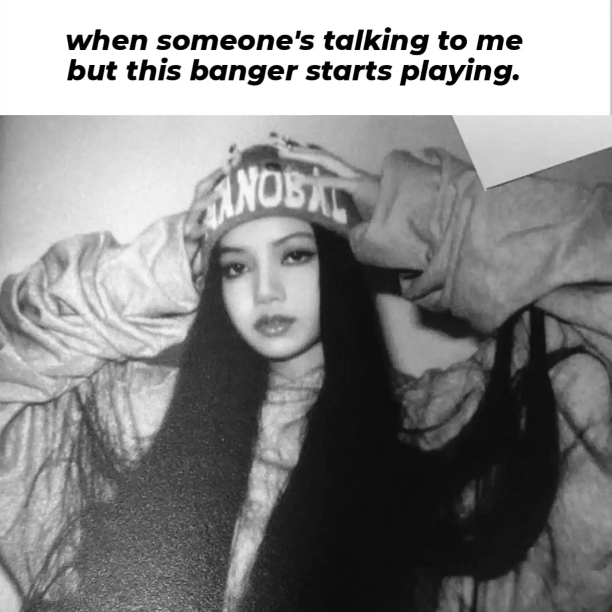 @𝑬ꨄ