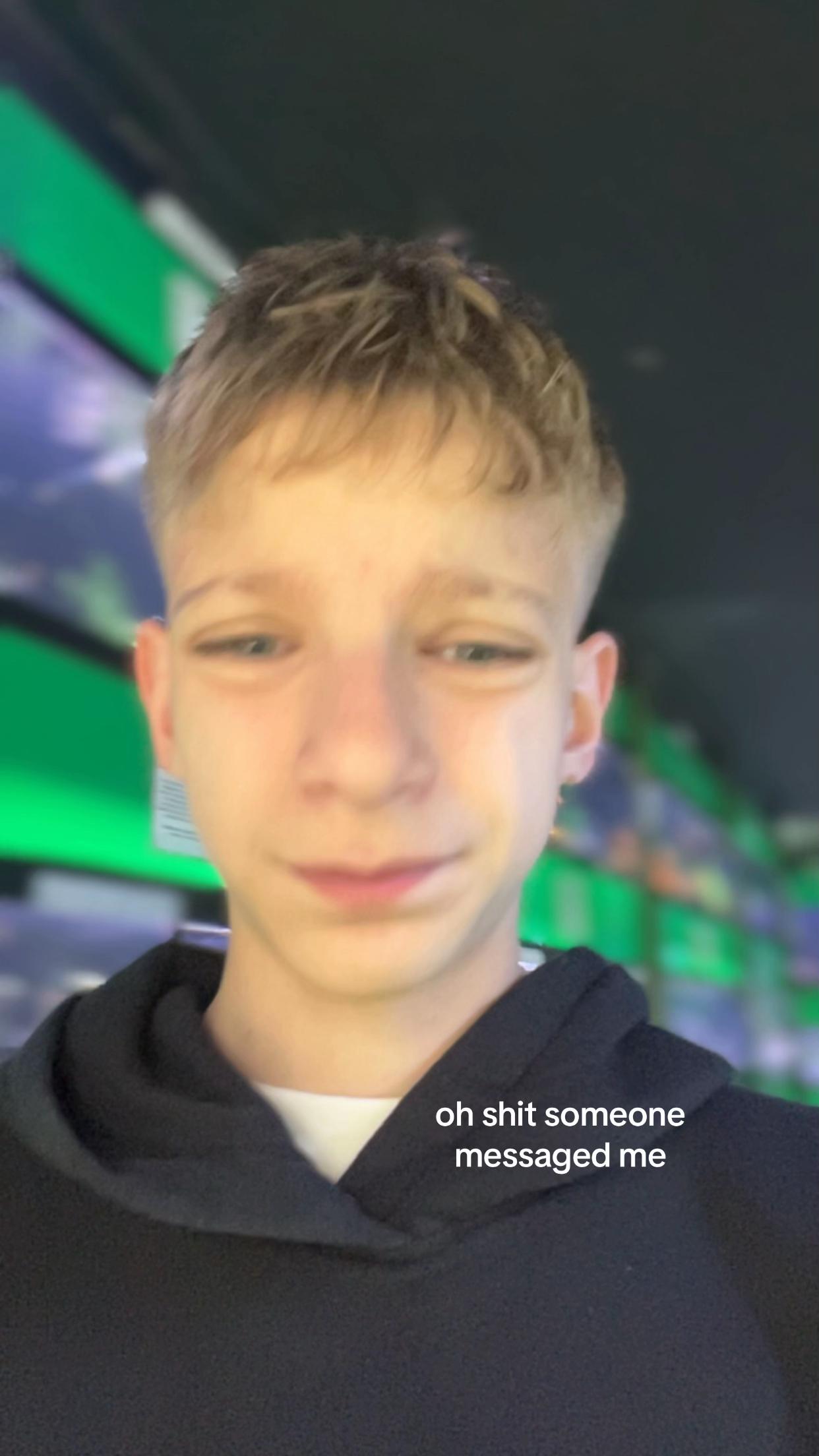 @lewis