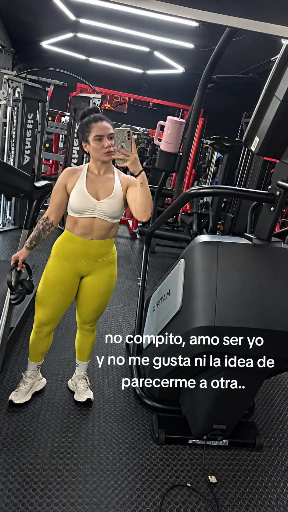 @Yessica Gill🇵🇾