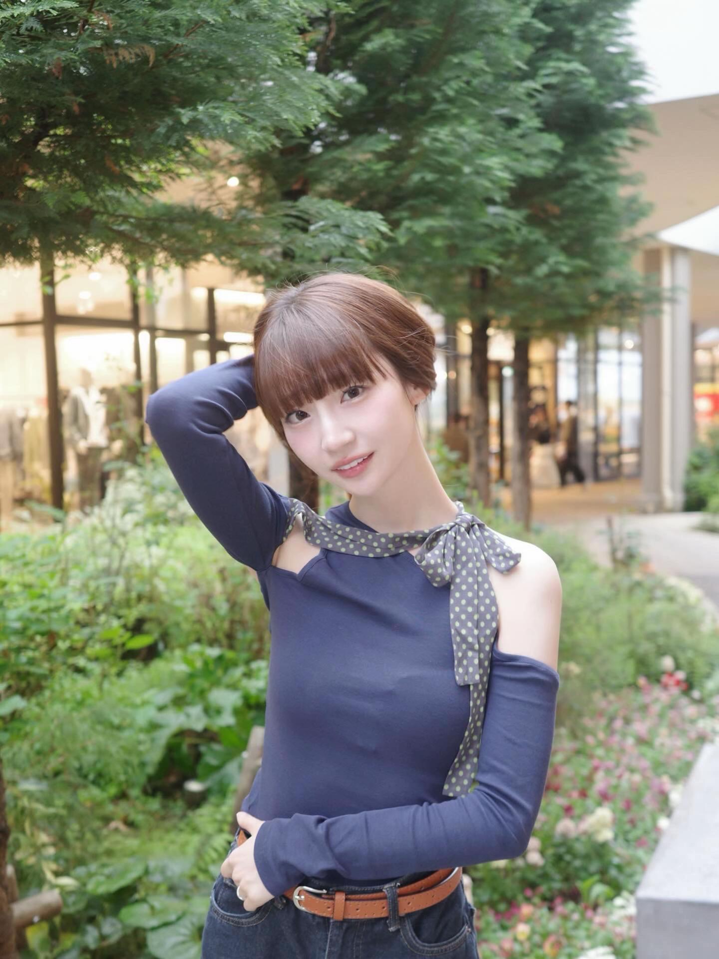@荻野由佳
