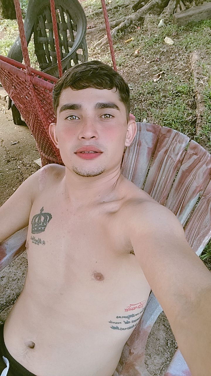 @KM🇳🇮