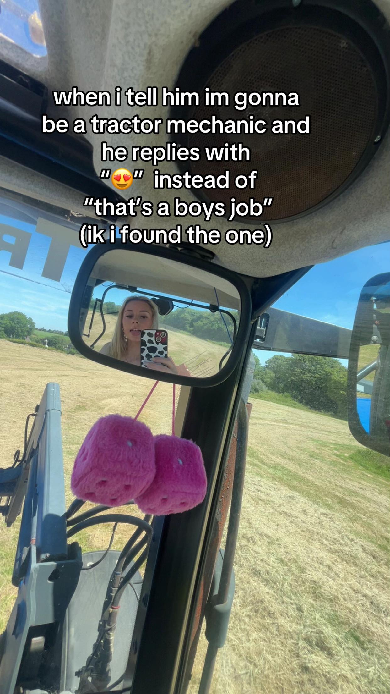 @Darcie🚜🐮💗