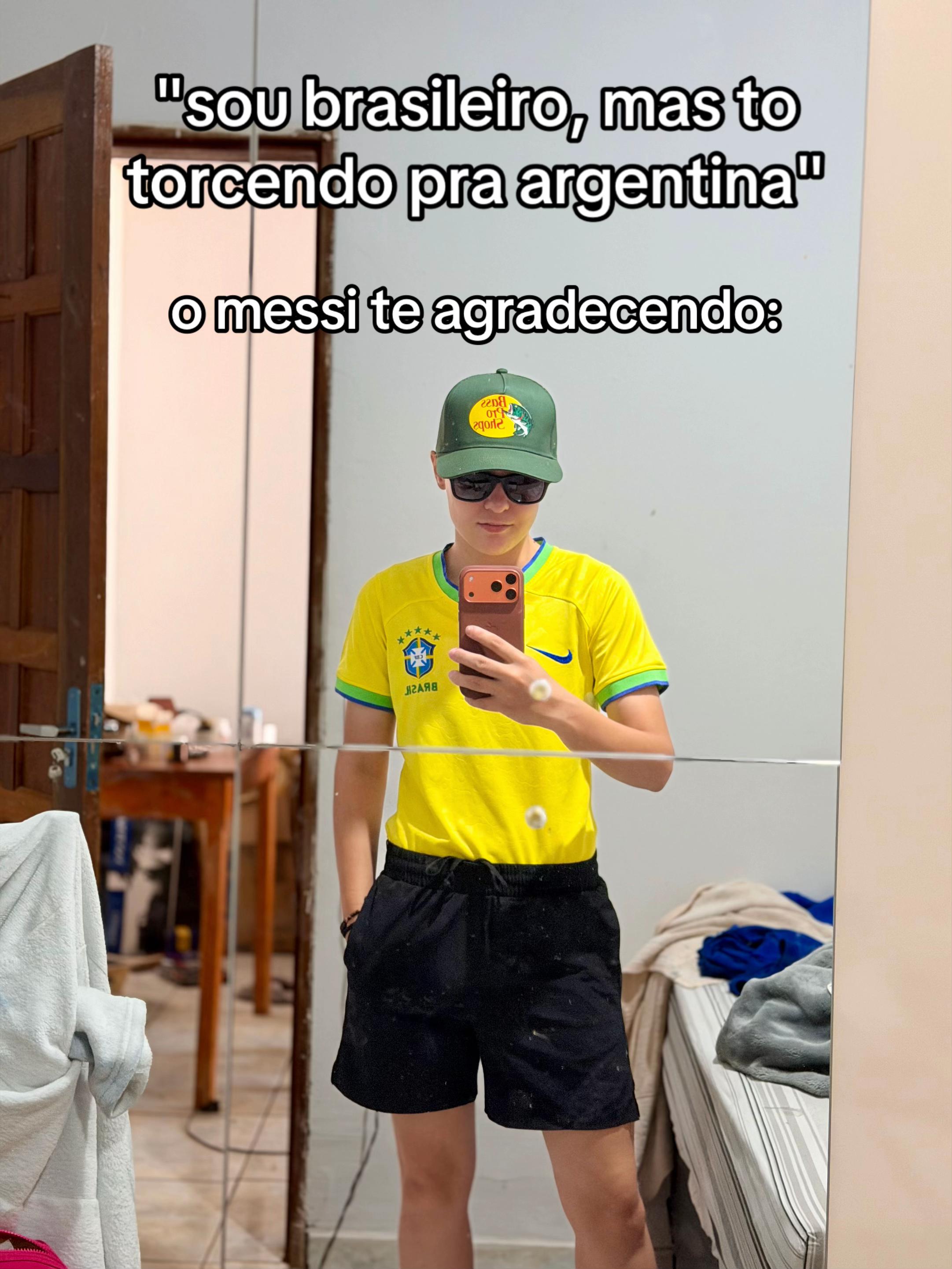 @Julia Ferraz