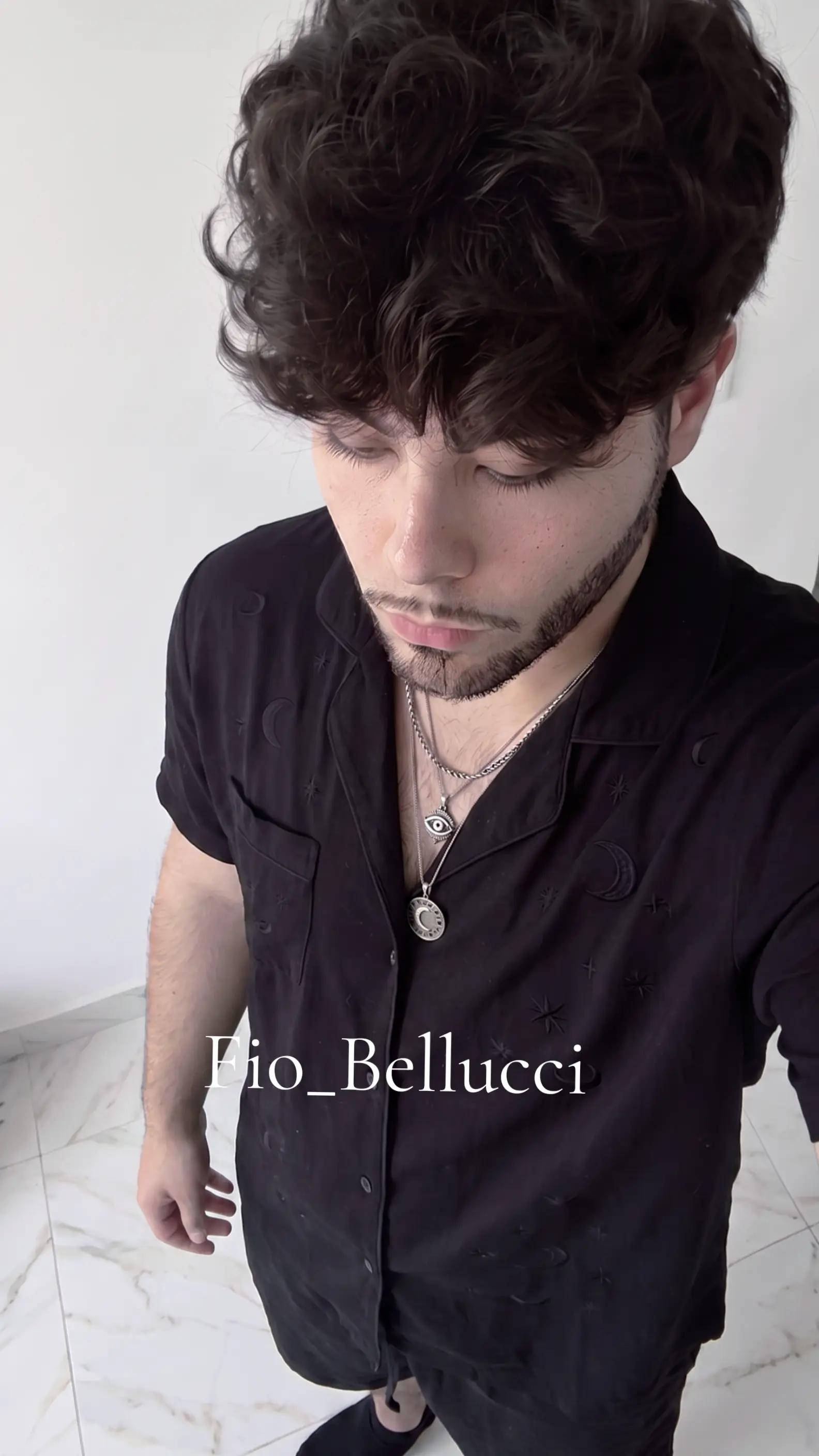 @⛧🕯️♱⚰️Fio Bellucci⚰️UGC