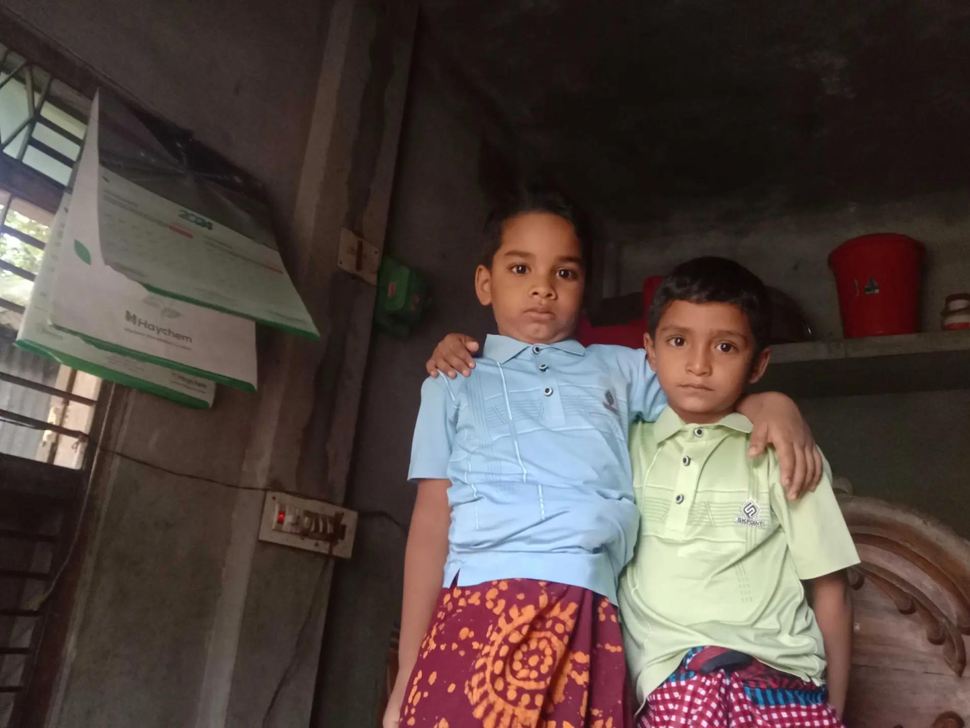 @মিথ্যা জীবন