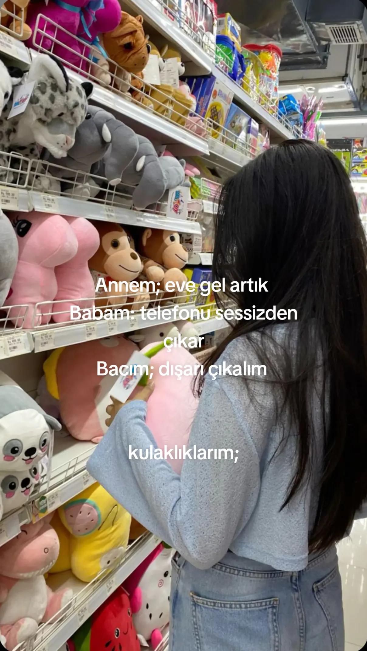 @33nniisssaa