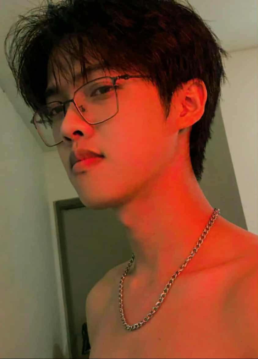 @Yêu Thương Sao Đau Thế🥲