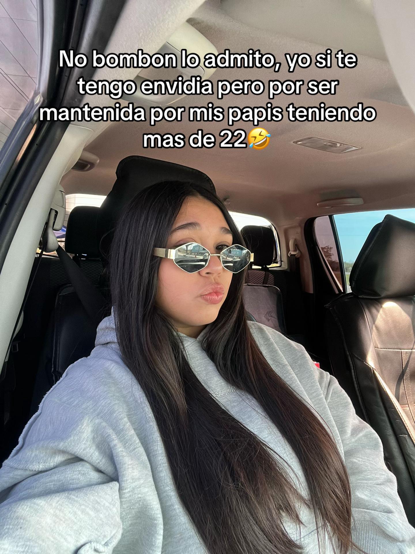 @VALENTINA💋