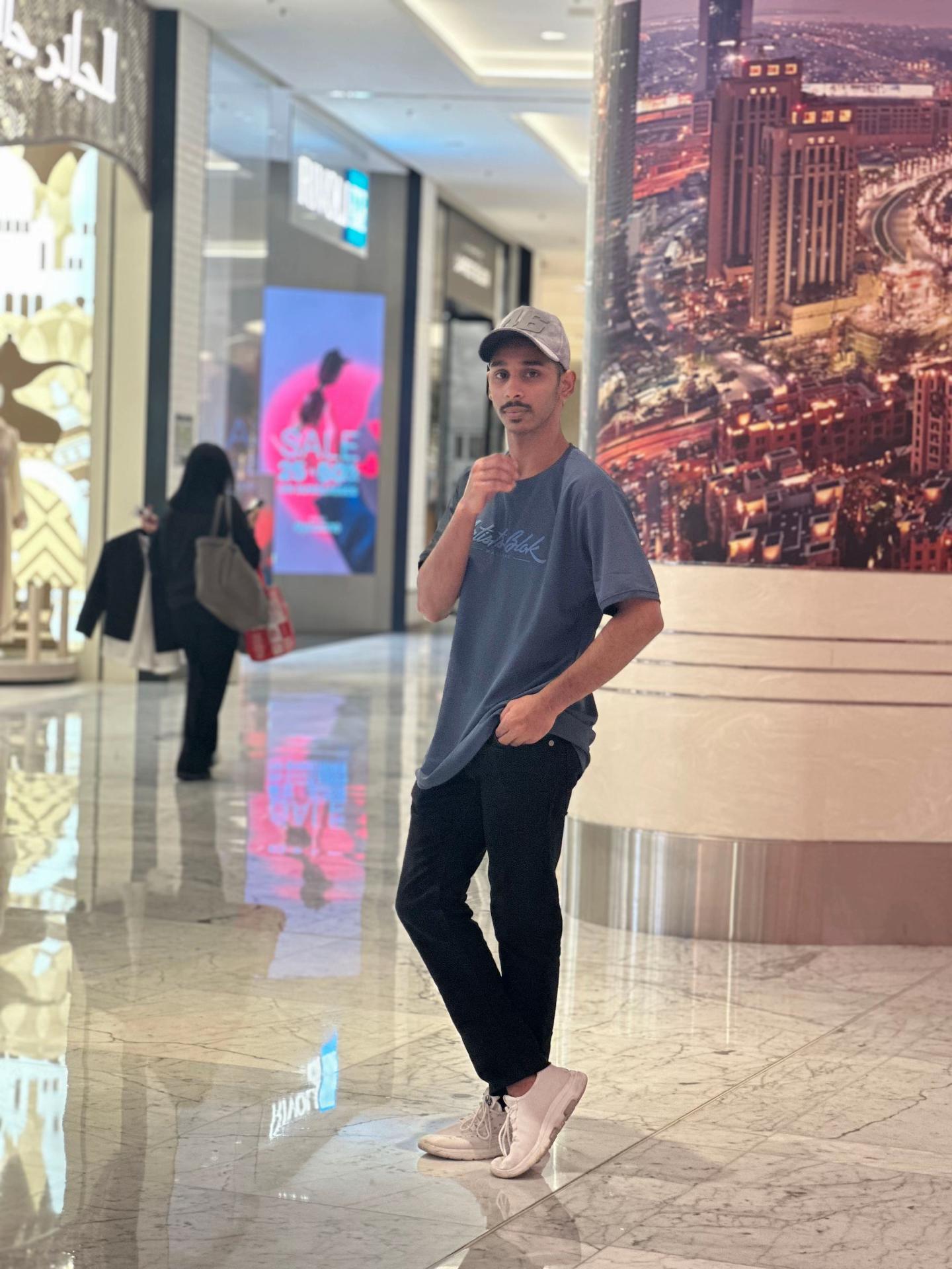 @🇦🇪محمدرشاد 👅👀