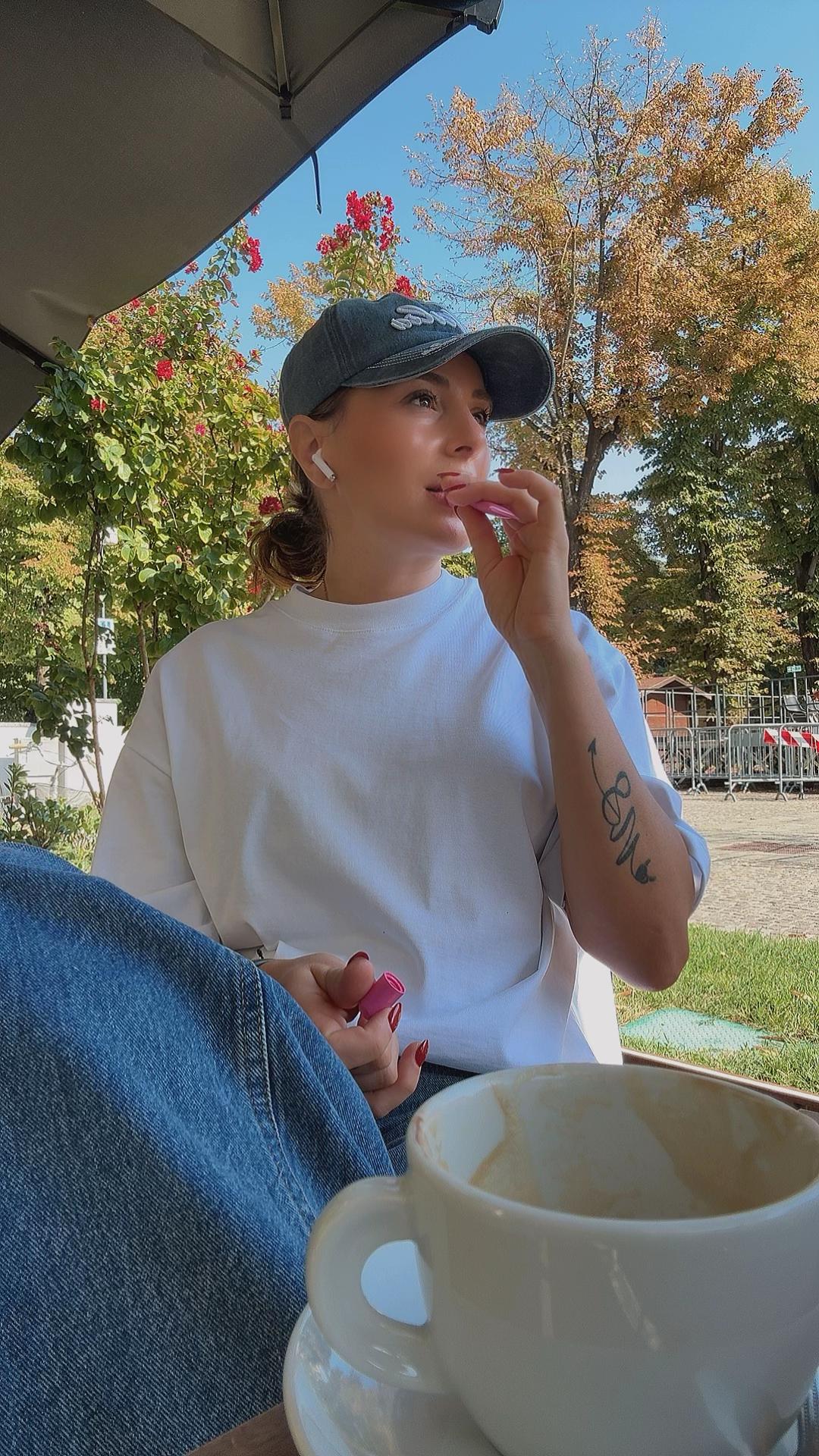 @ნინა