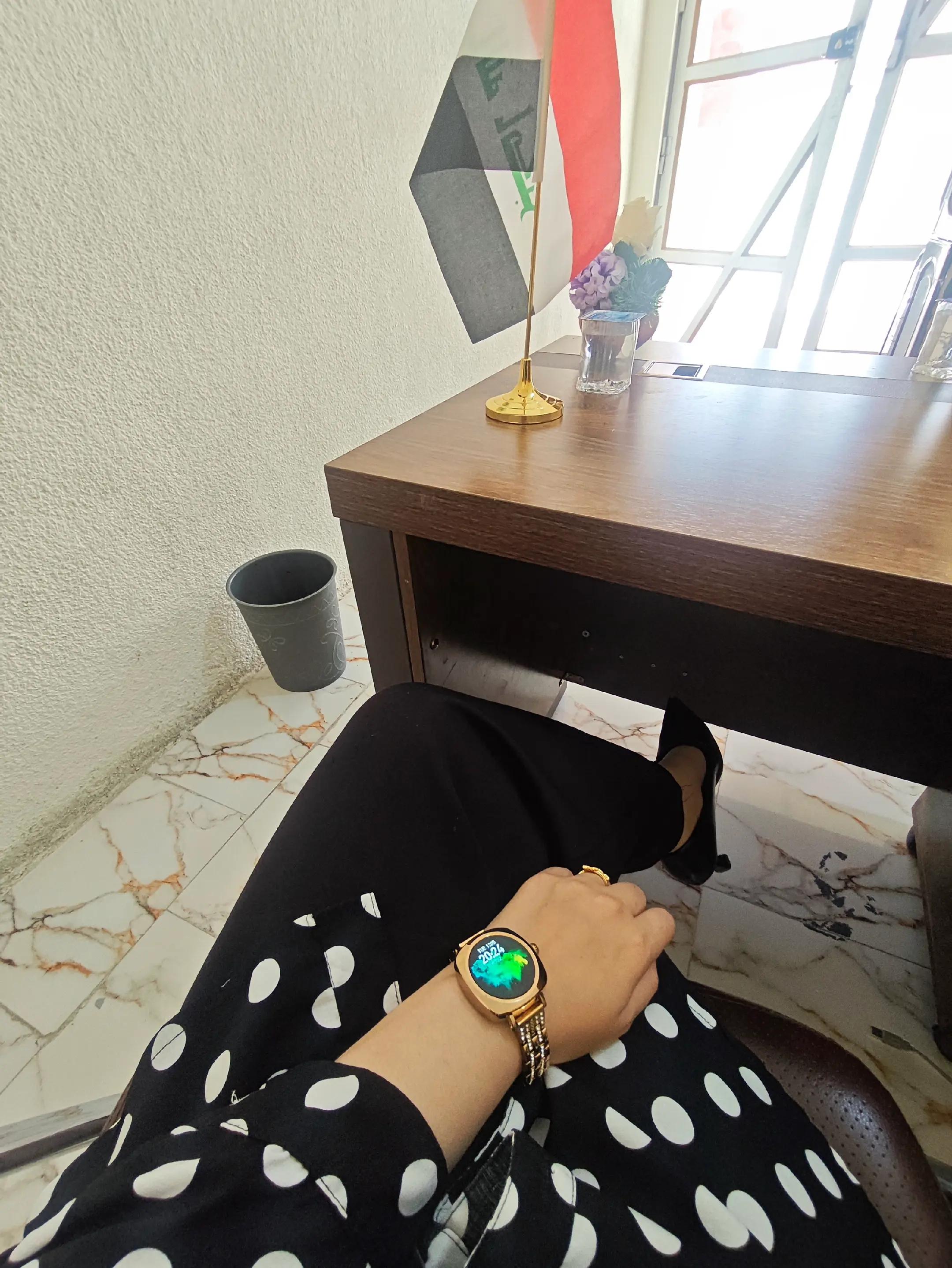 @توت