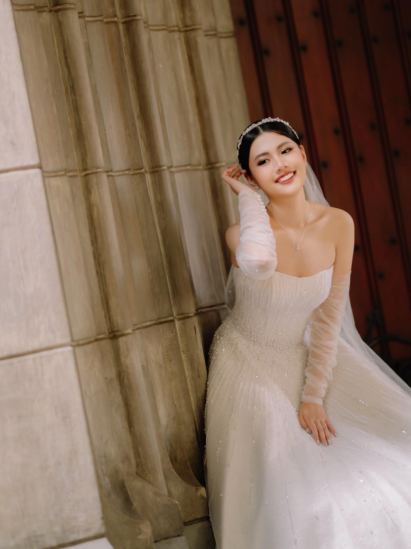 @Ivory Bridal
