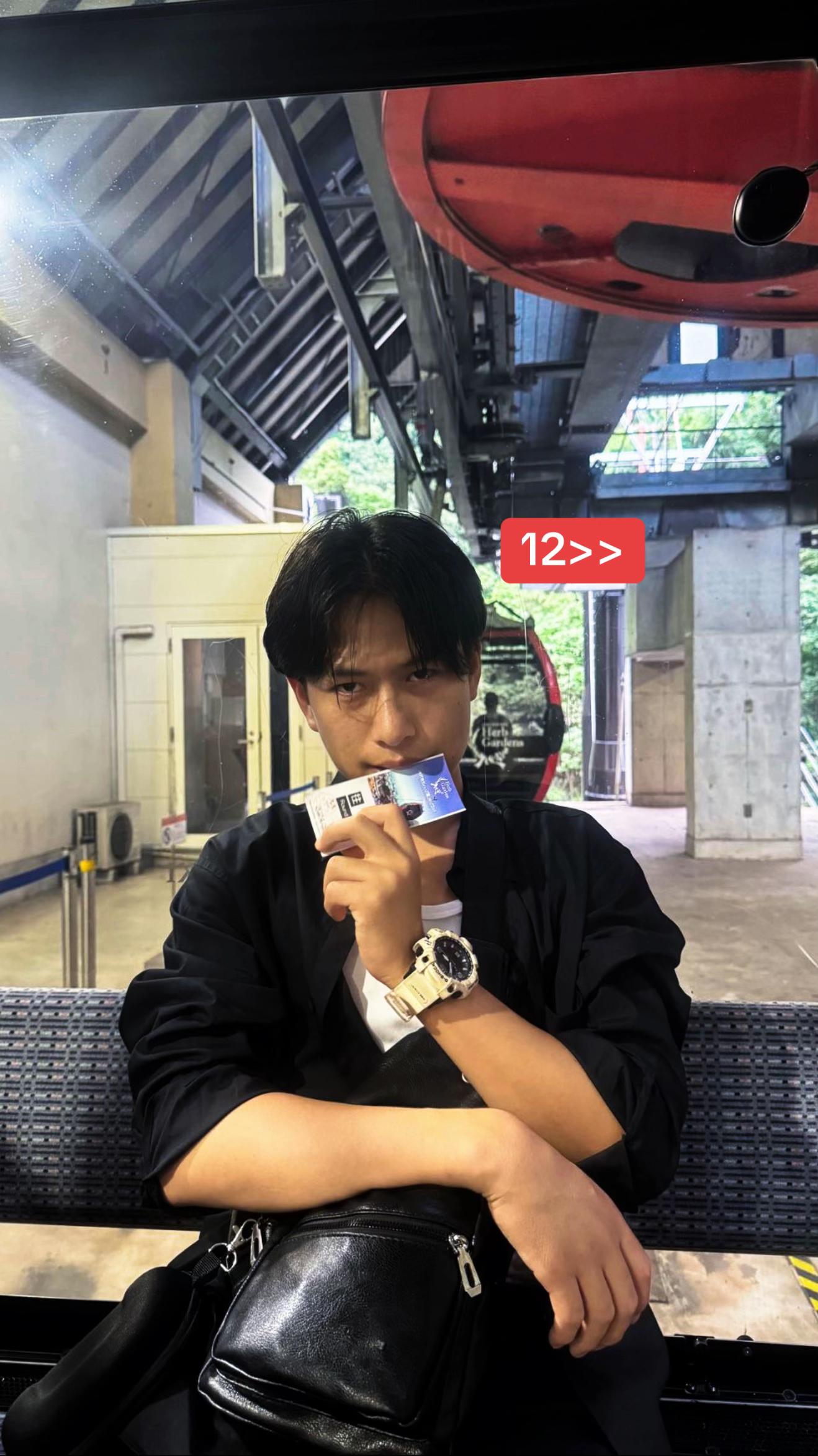 @𒆜YANG SENPAI𒆜