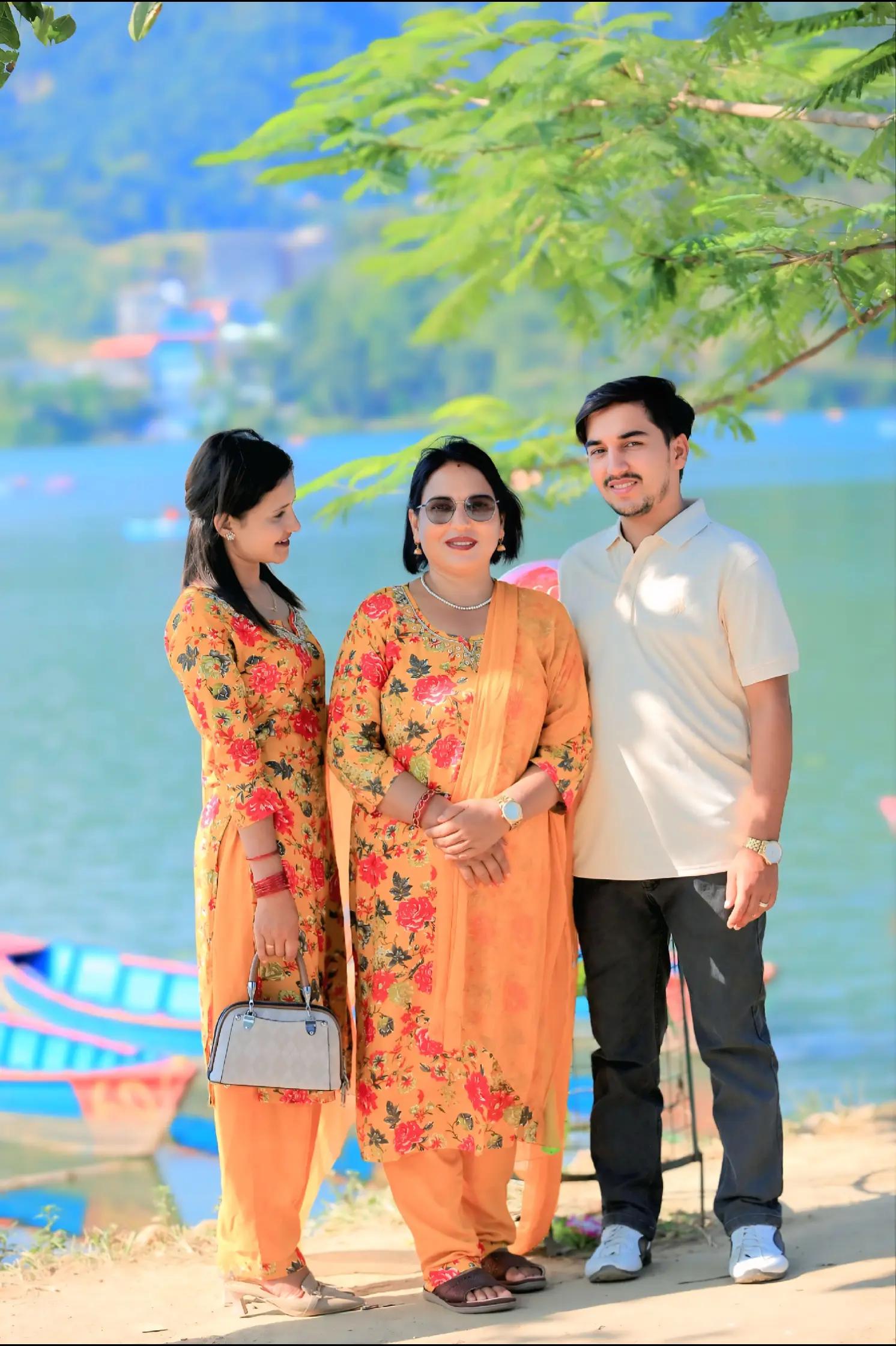 @बाहुनि 💞