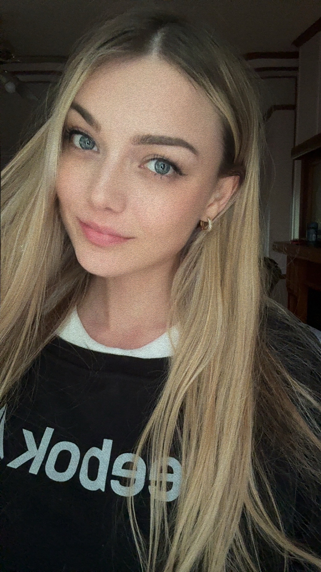 @Bella
