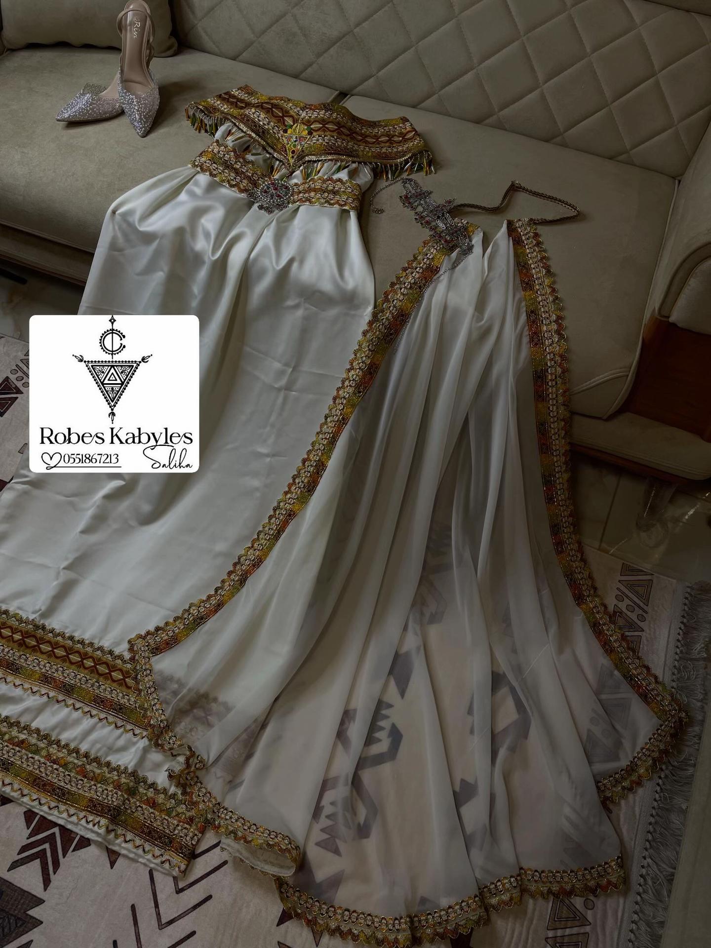 @Robes_Kabyles_Saliha
