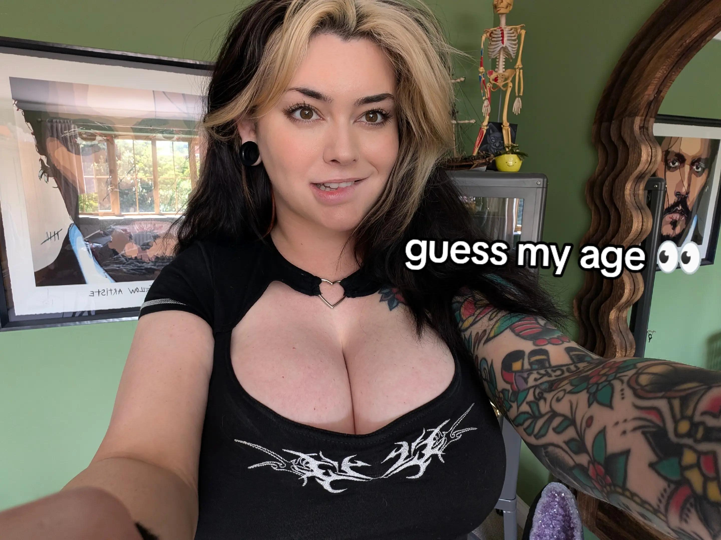 @Mamaplugs 👻
