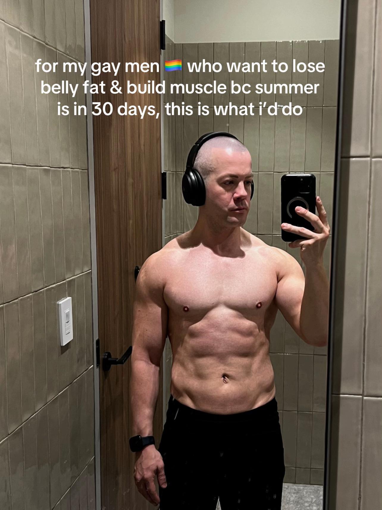 @Mike ๐ณ๏ธ๐ Gay Fitness Coach